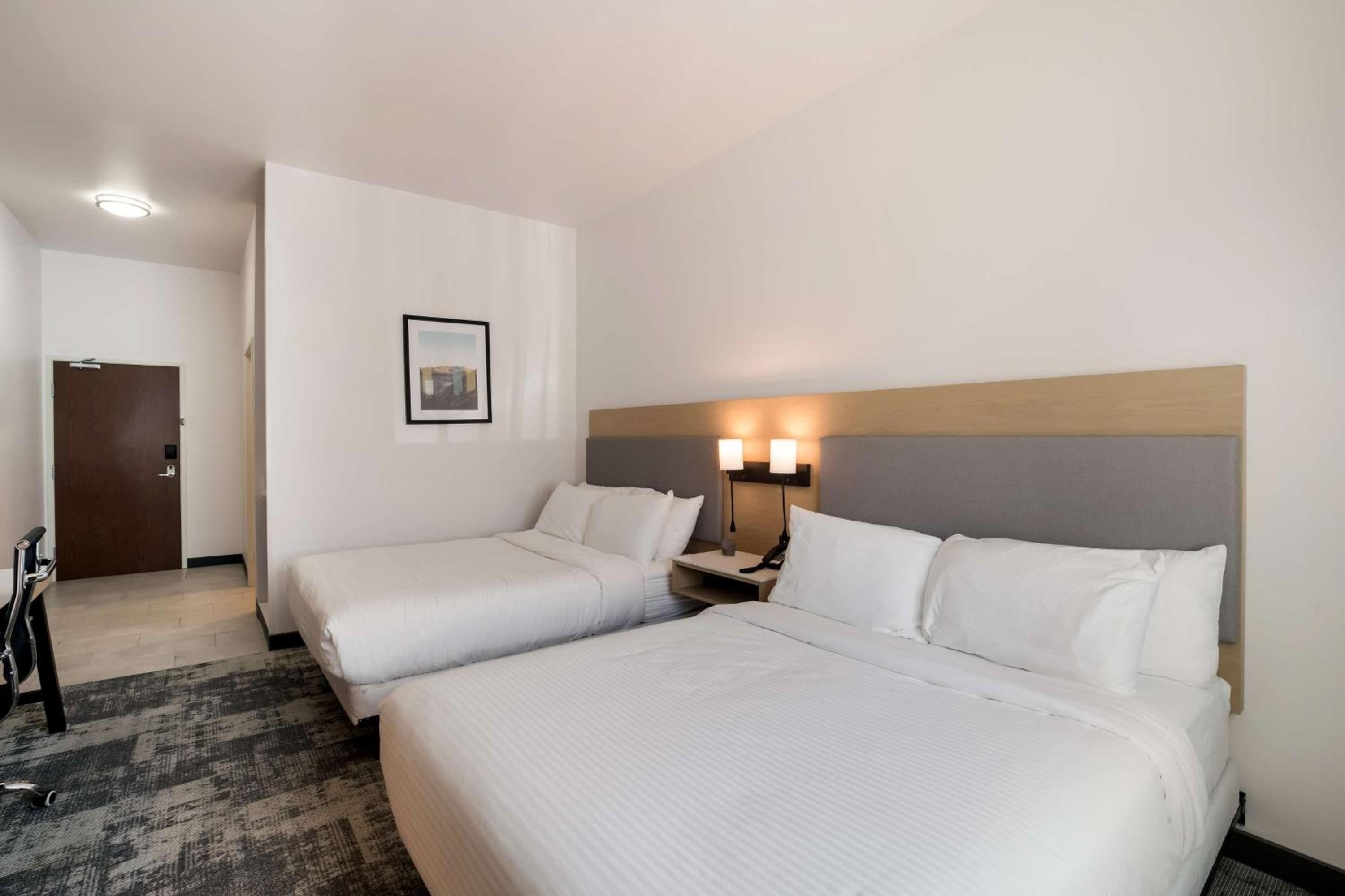 Queen Room with Two Queen Beds - Mobility Accessible - Photo 2