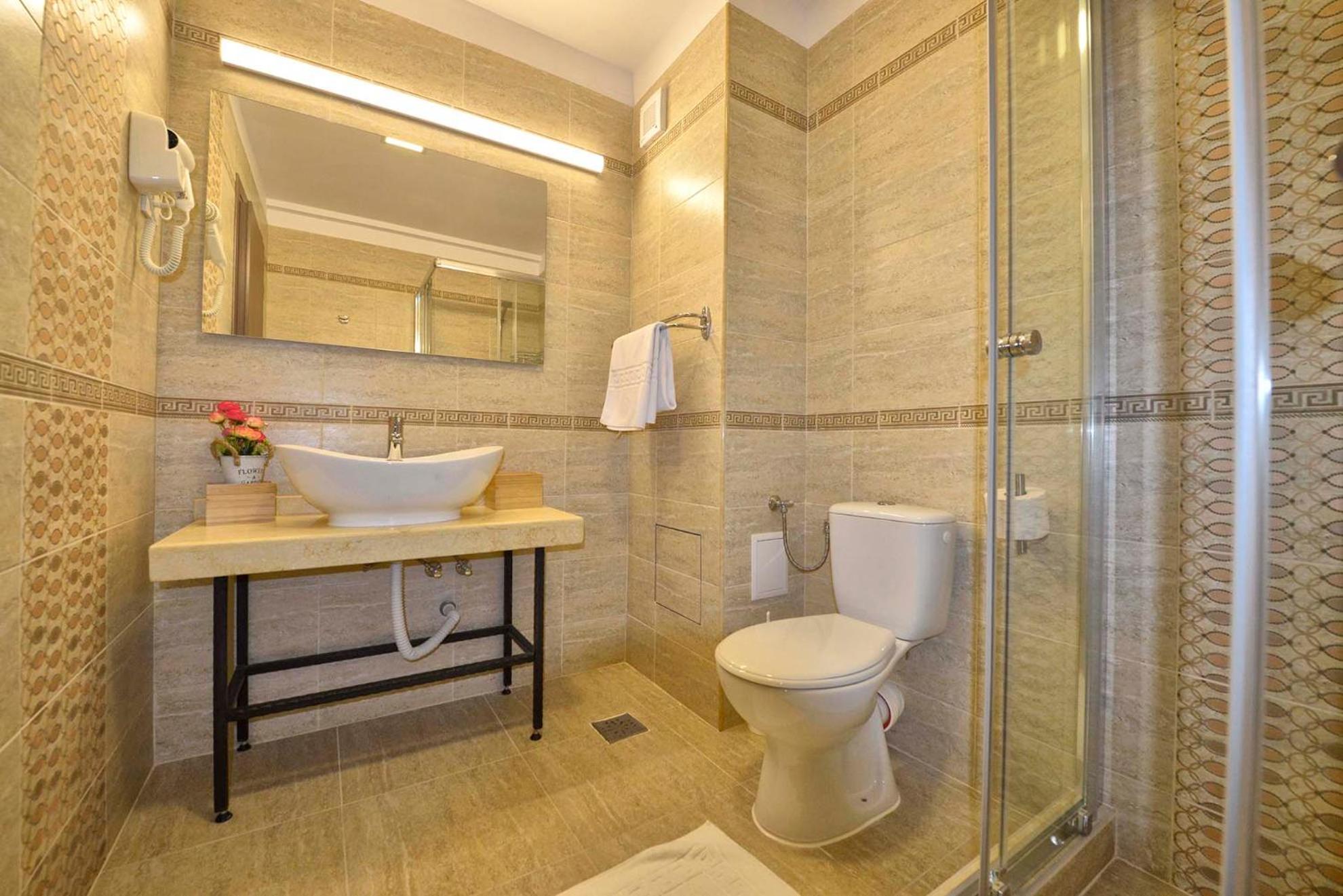 Deluxe Twin Room - Photo 4