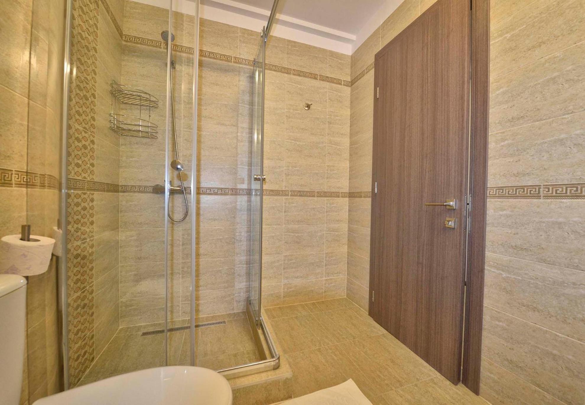Deluxe Twin Room - Photo 5