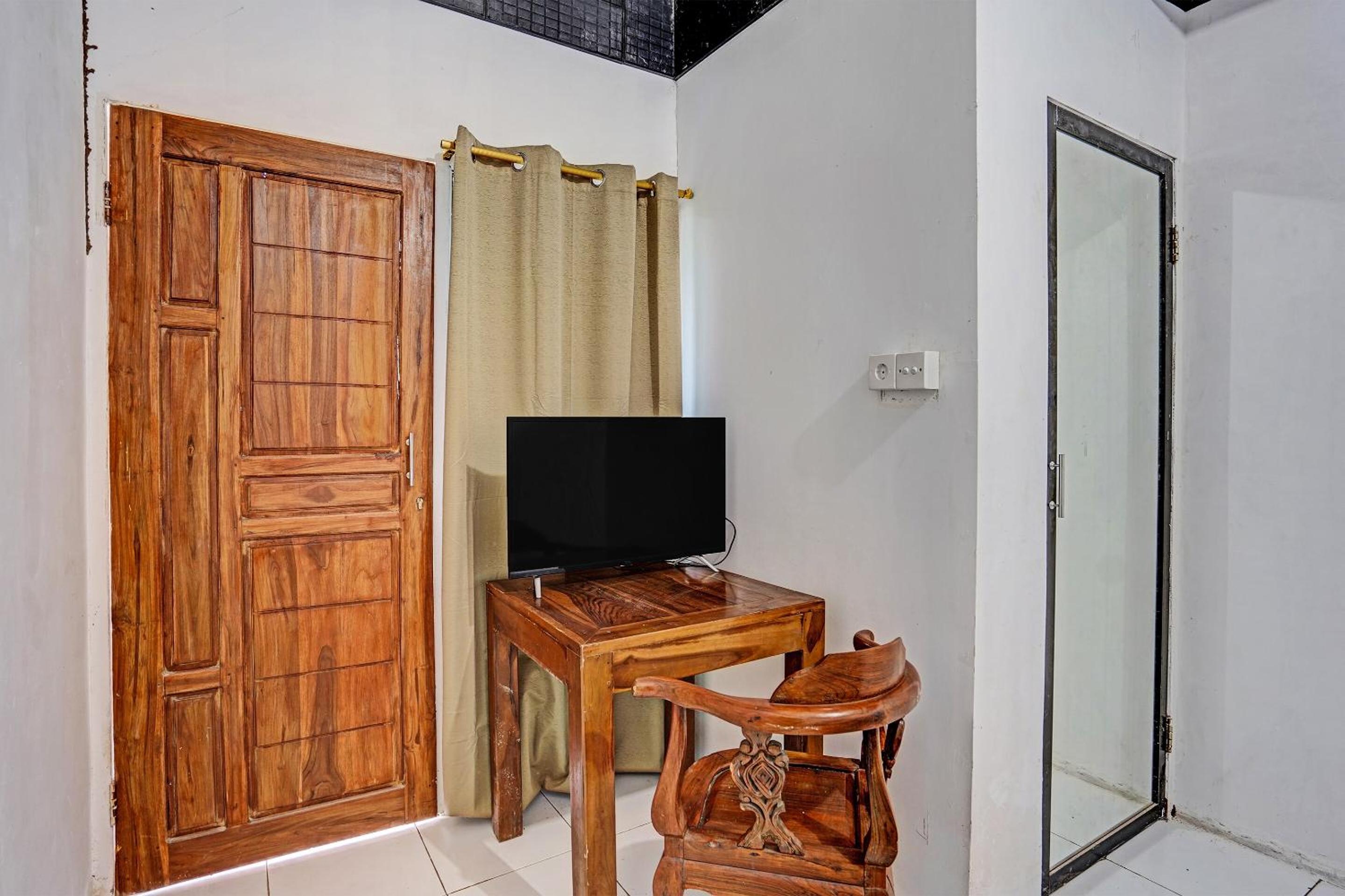Standard Double Room - Photo 3