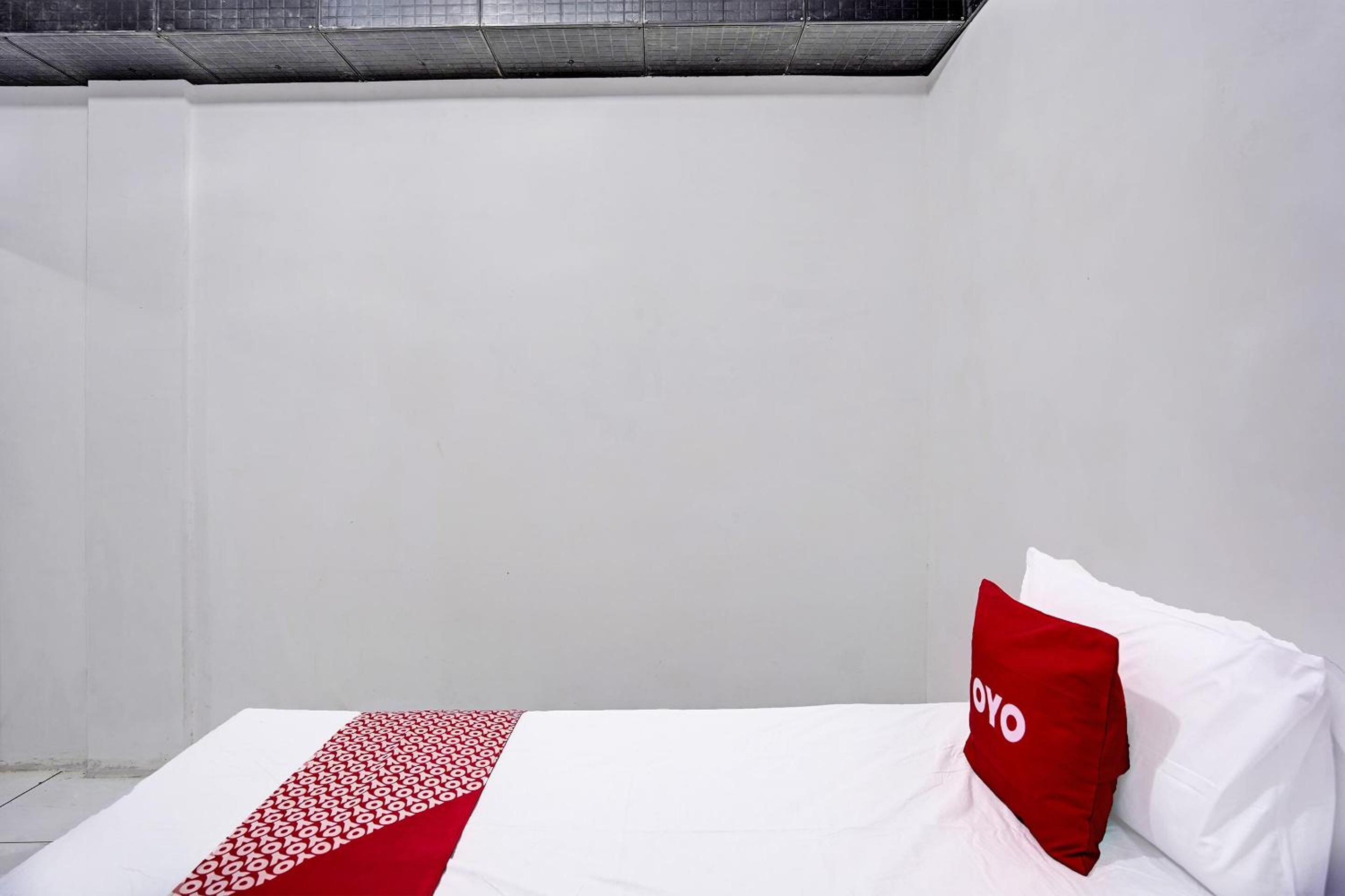 Standard Double Room - Photo 14