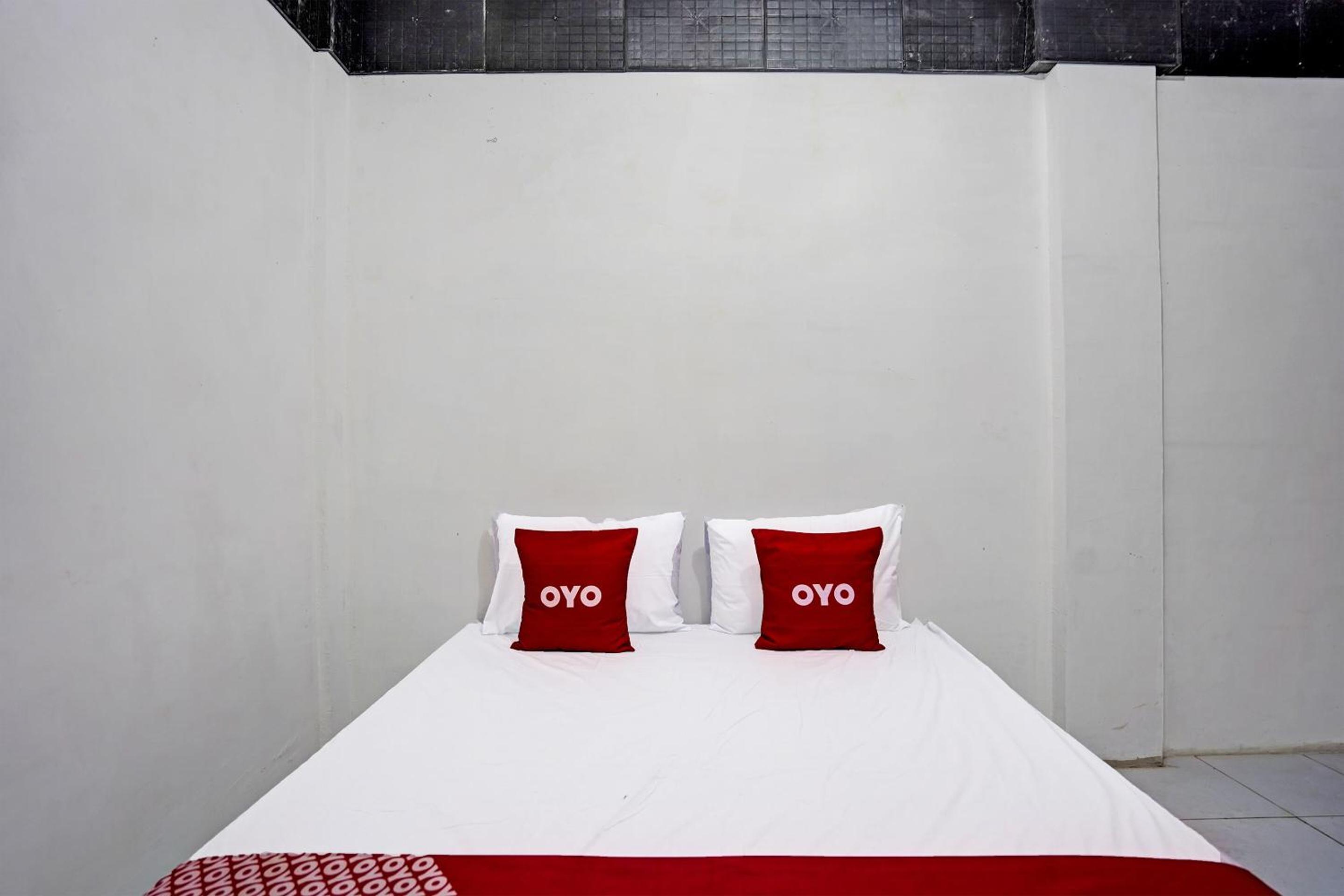 Standard Double Room - Photo 13