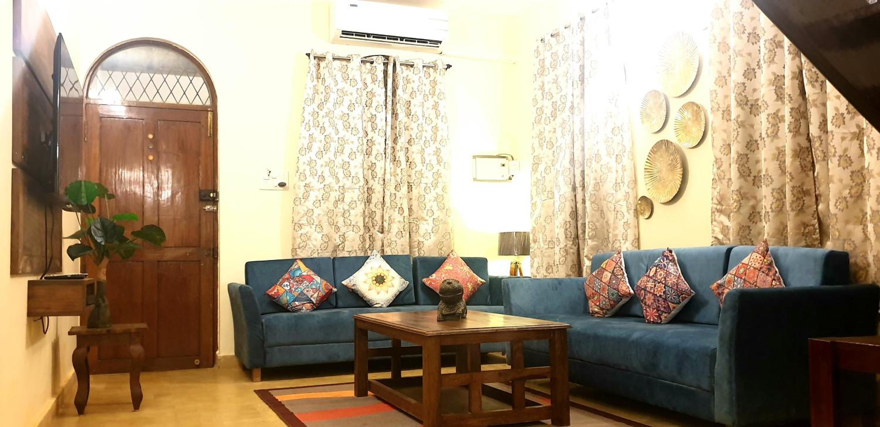 Villa photo 1
