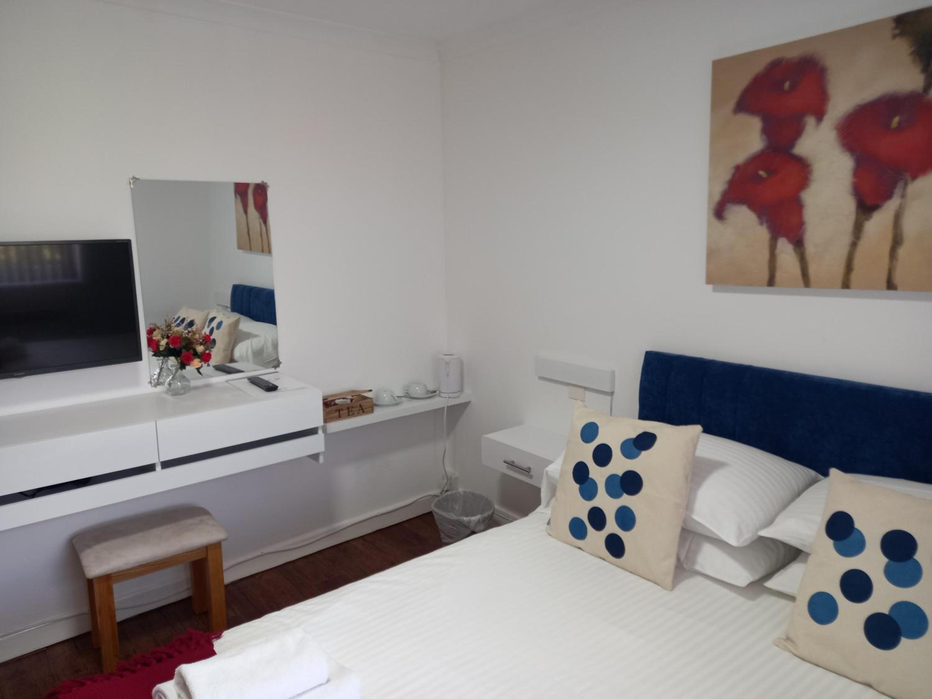 Standard Double Room photo 2