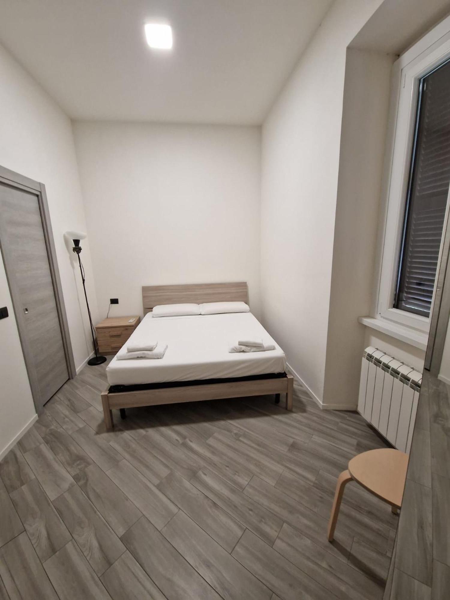 Large Double Room photo 2