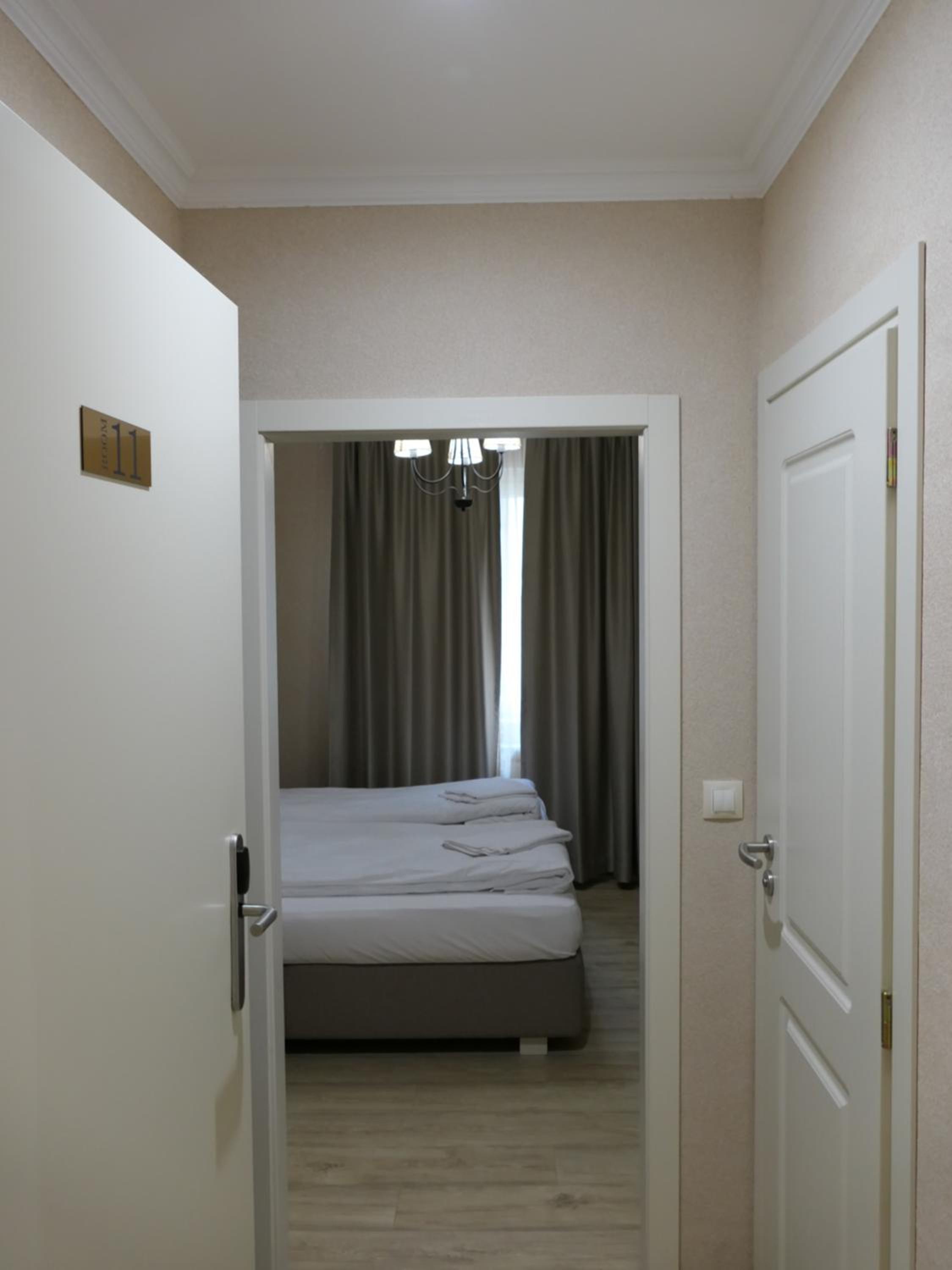 Double Room - Photo 1
