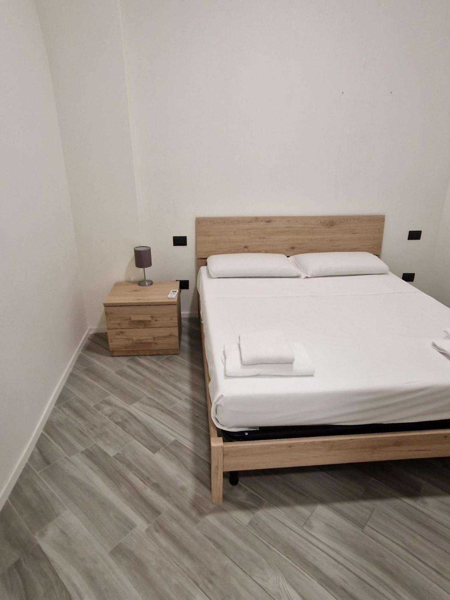 Large Double Room photo 1