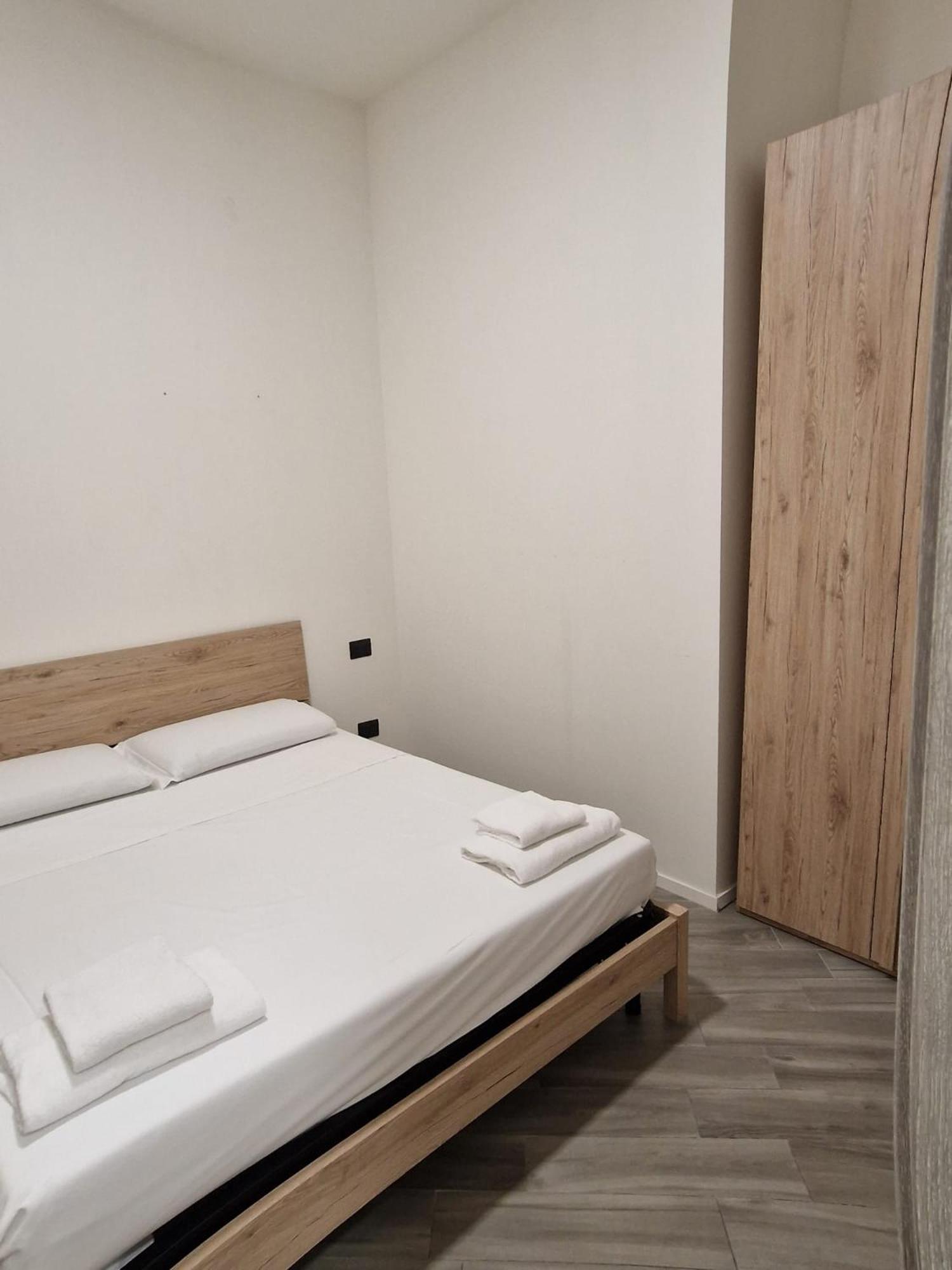 Large Double Room photo 2