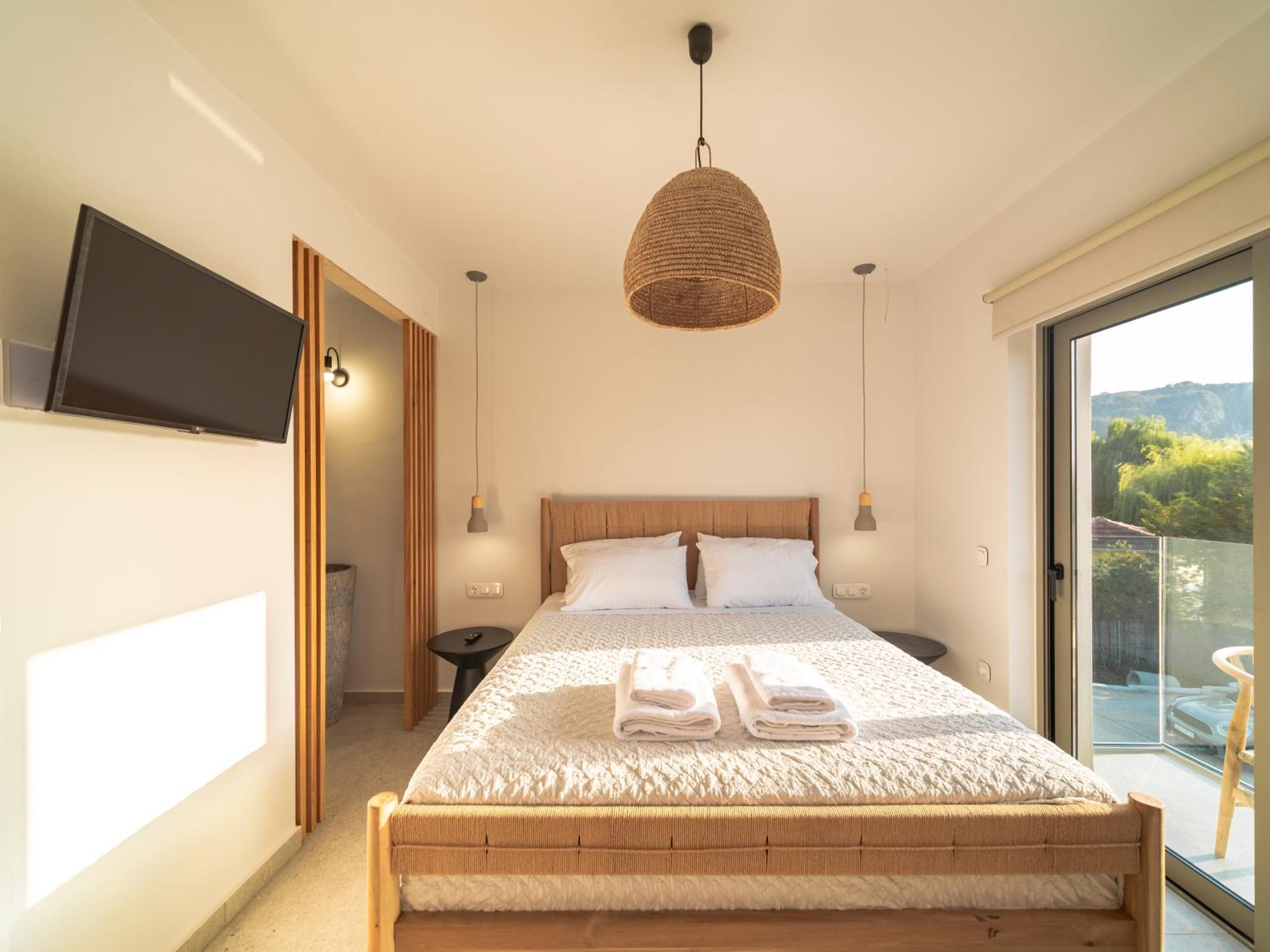 Deluxe Double Room photo 3