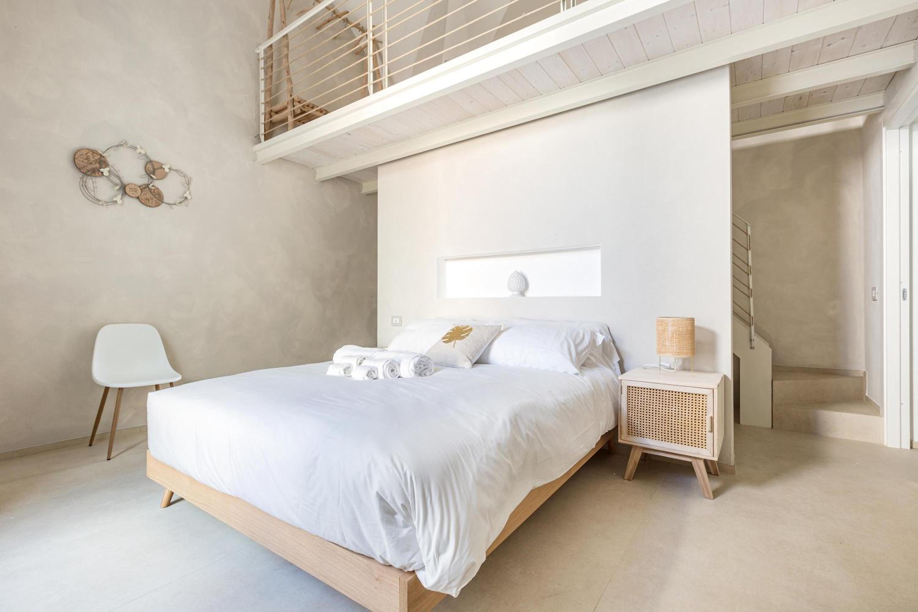 Two-Bedroom Apartment with Terrace and Sea View photo 2
