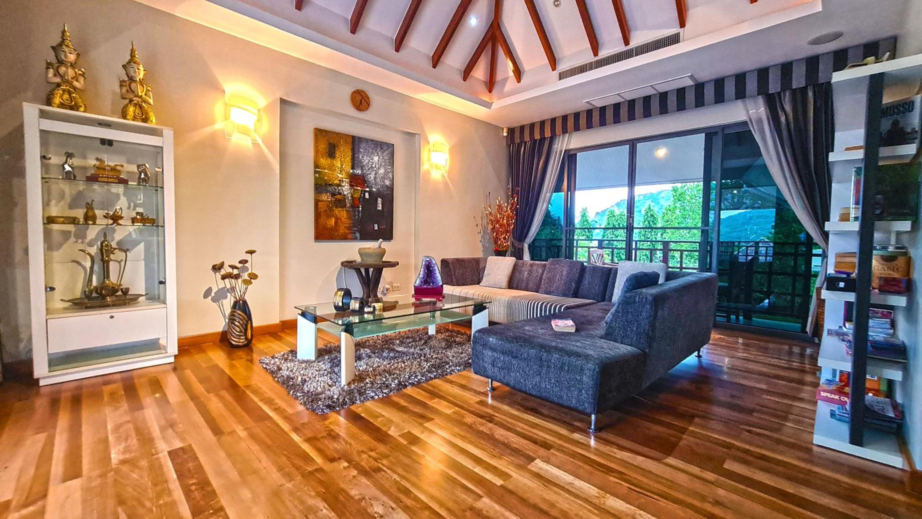 Villa - Photo 5