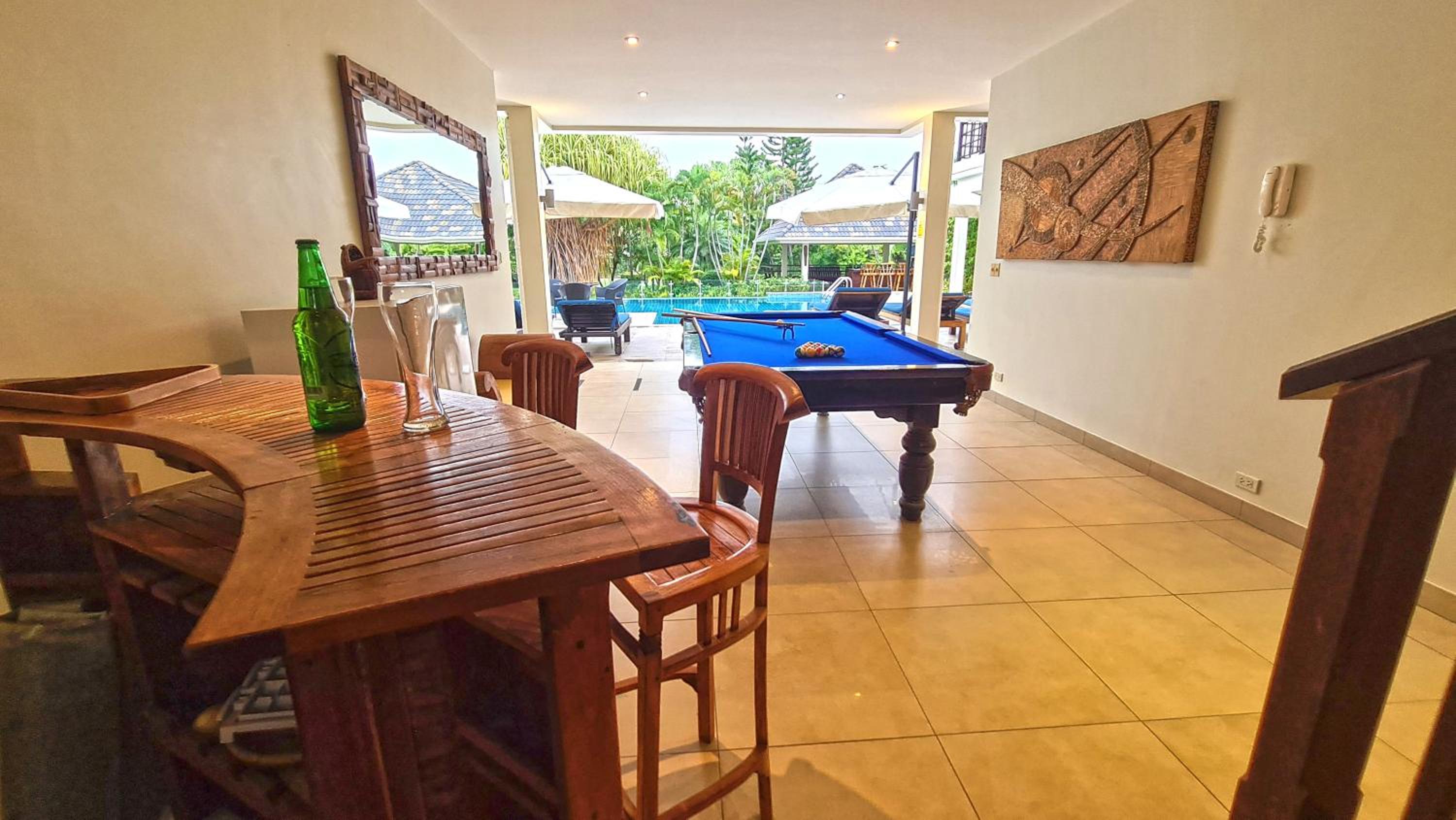 Villa - Photo 6