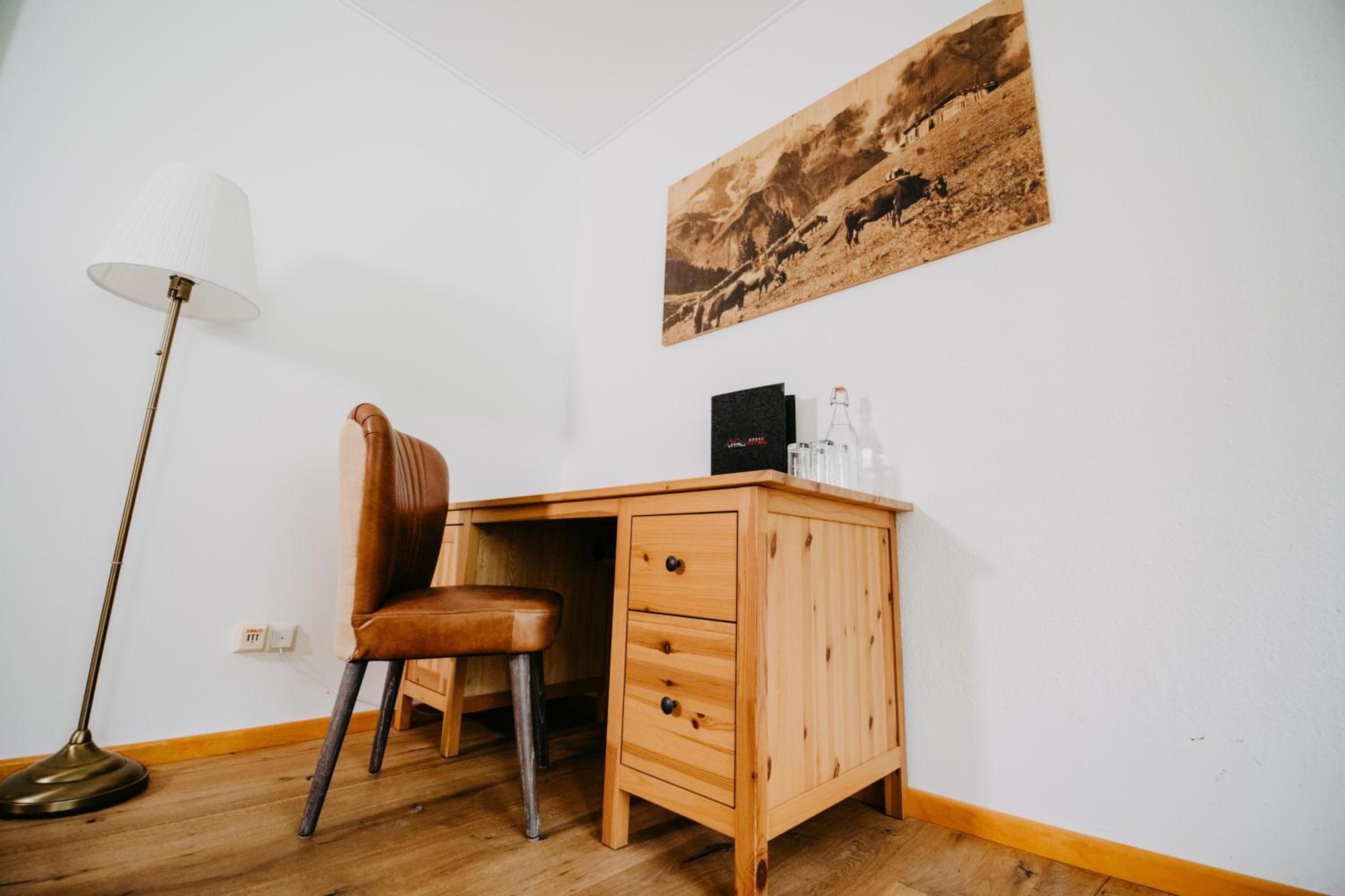 Junior Suite with Balcony photo 2