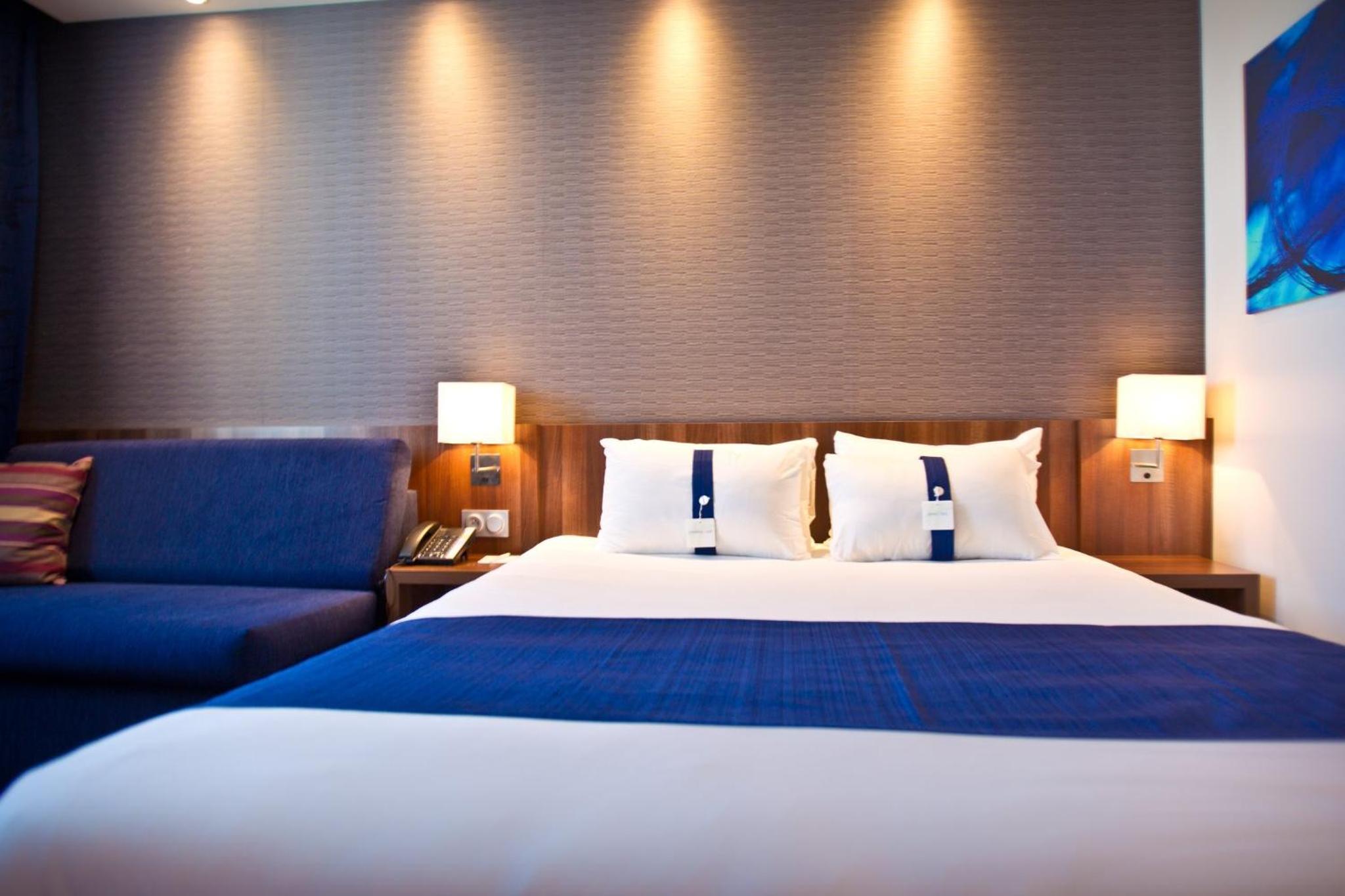 Standard Double Room with Sofa Bed - Photo 4