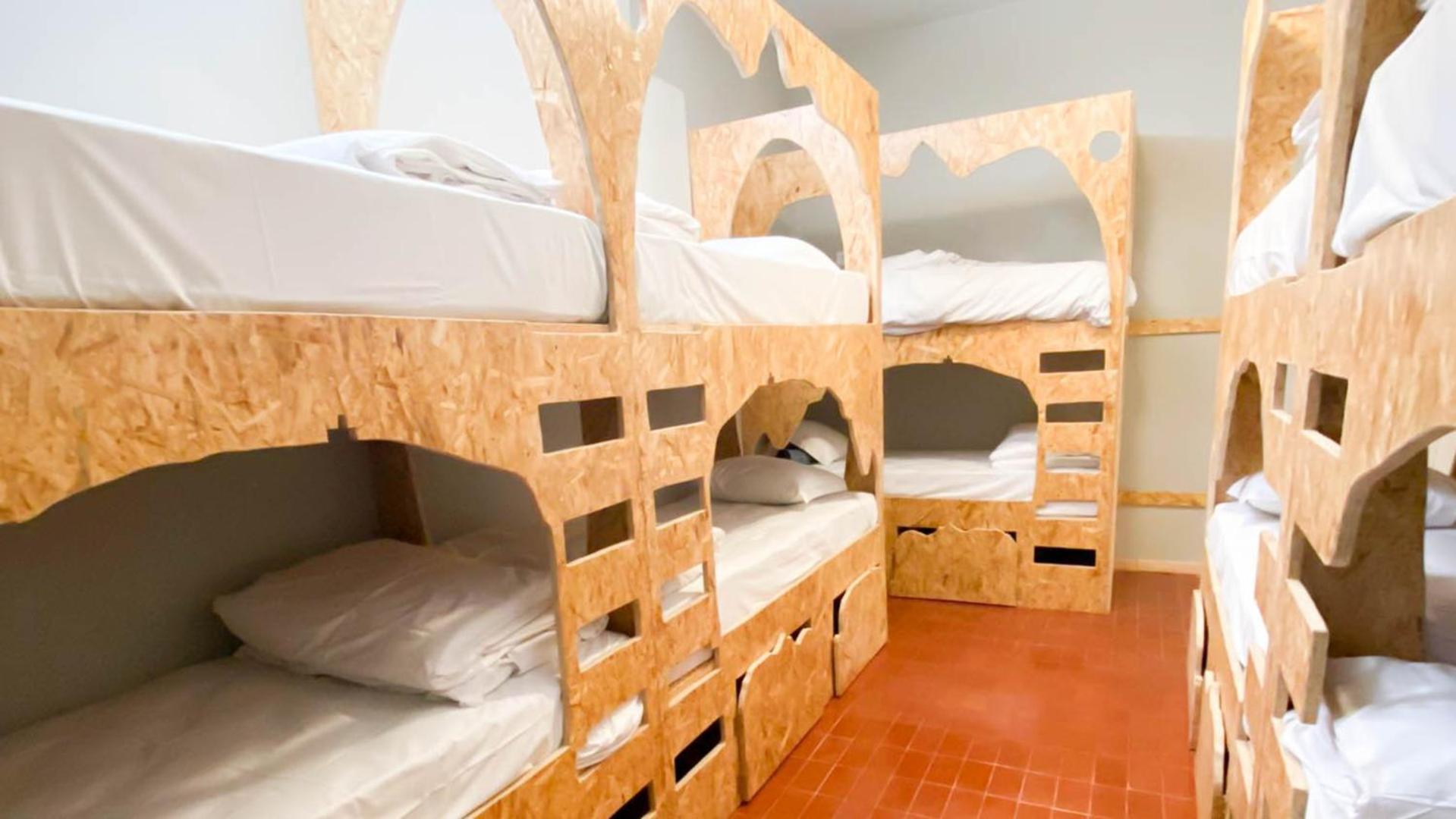 Bed in 10-Bed Mixed Dormitory Room photo 3