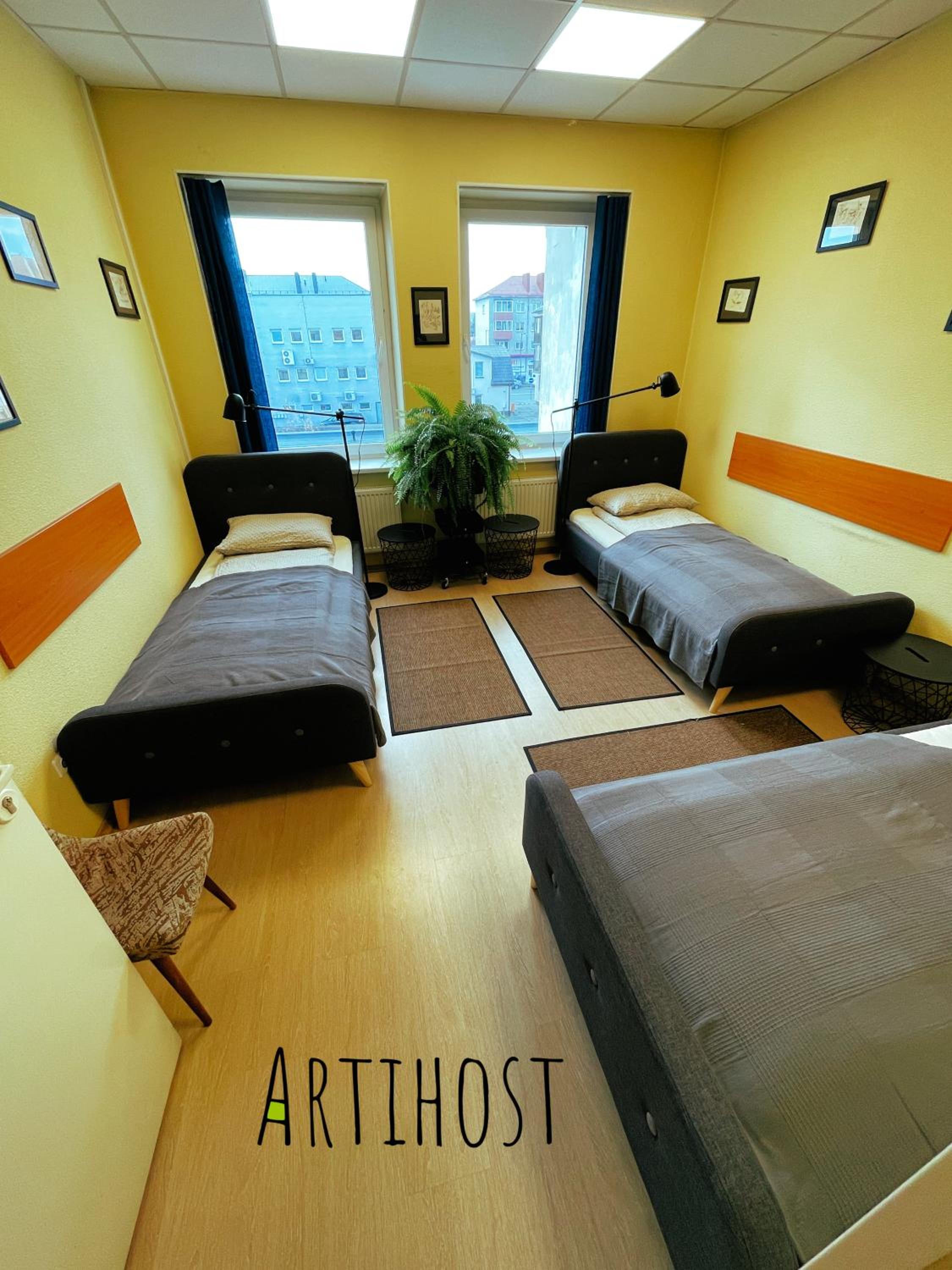 Three-Bedroom Apartment photo 2