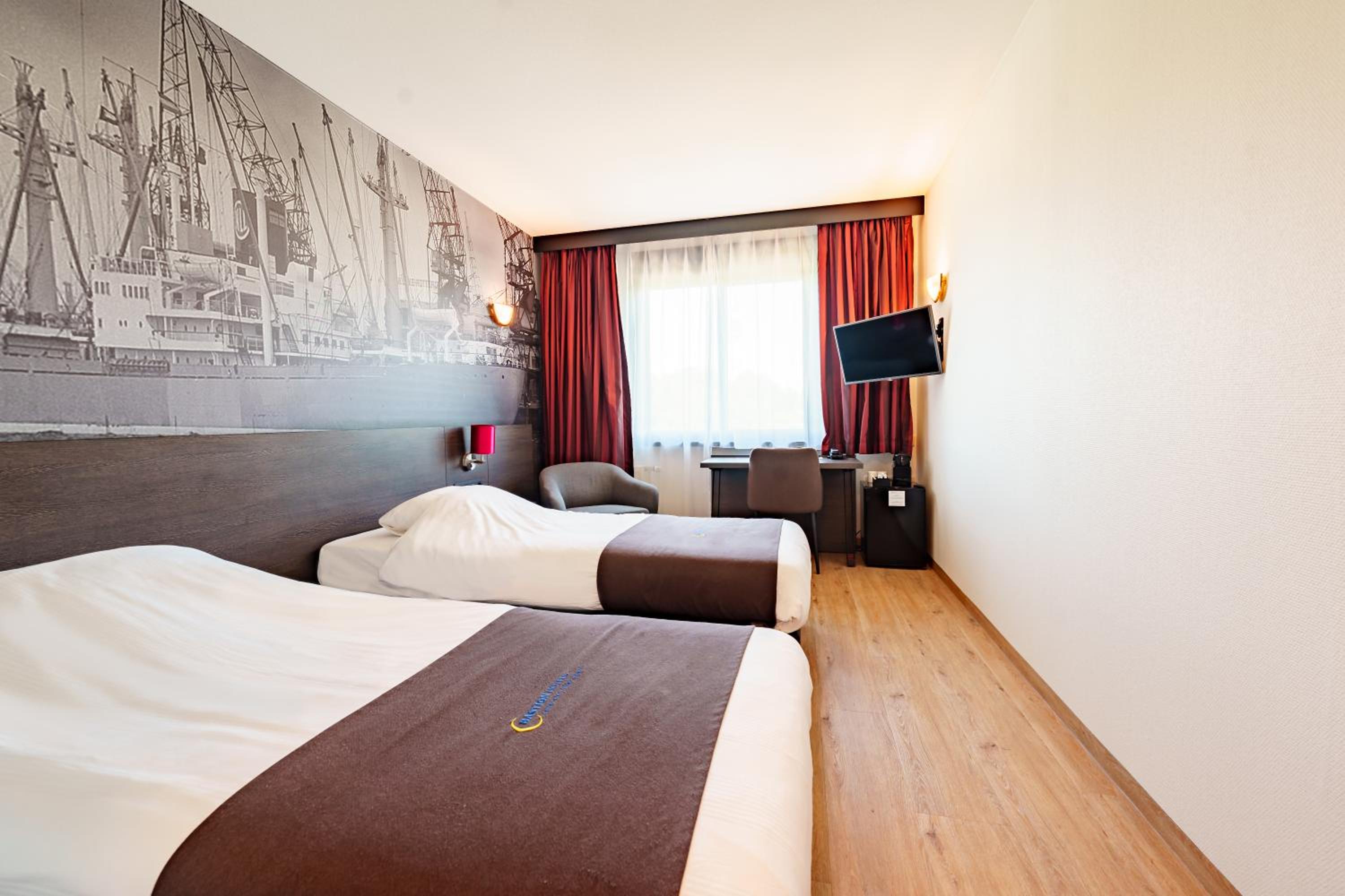 Deluxe Twin Room - Photo 1
