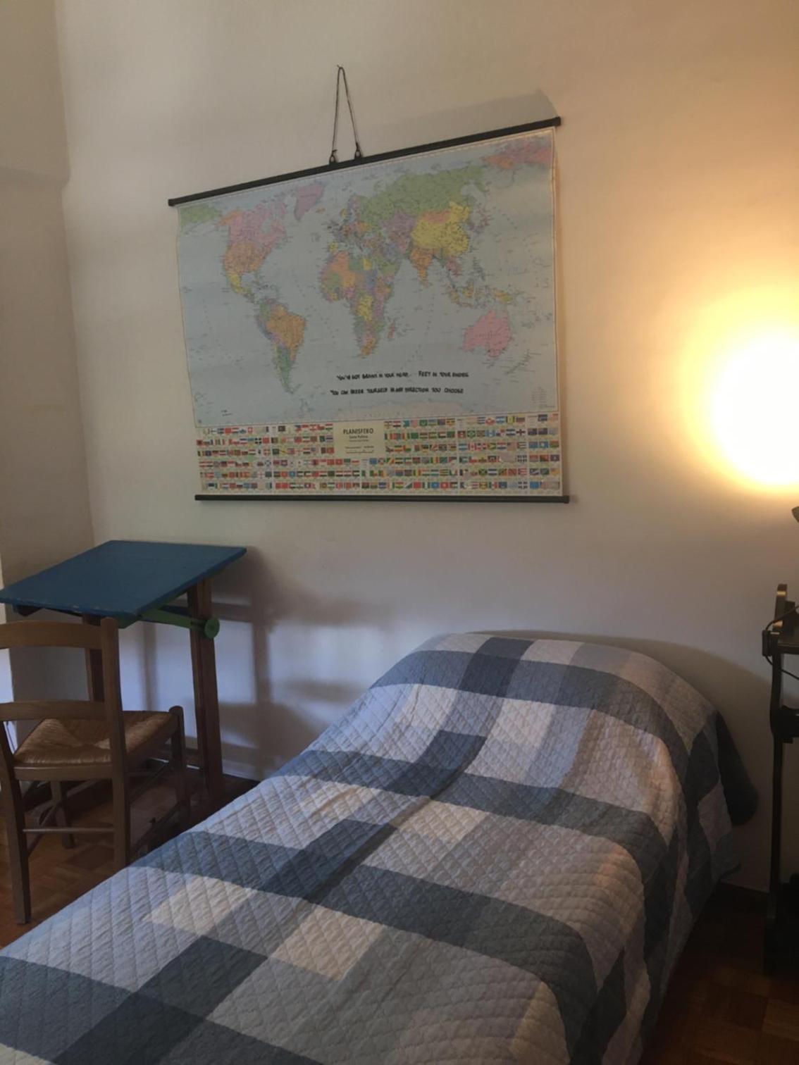 Standard Single Room with Shared Bathroom photo 2