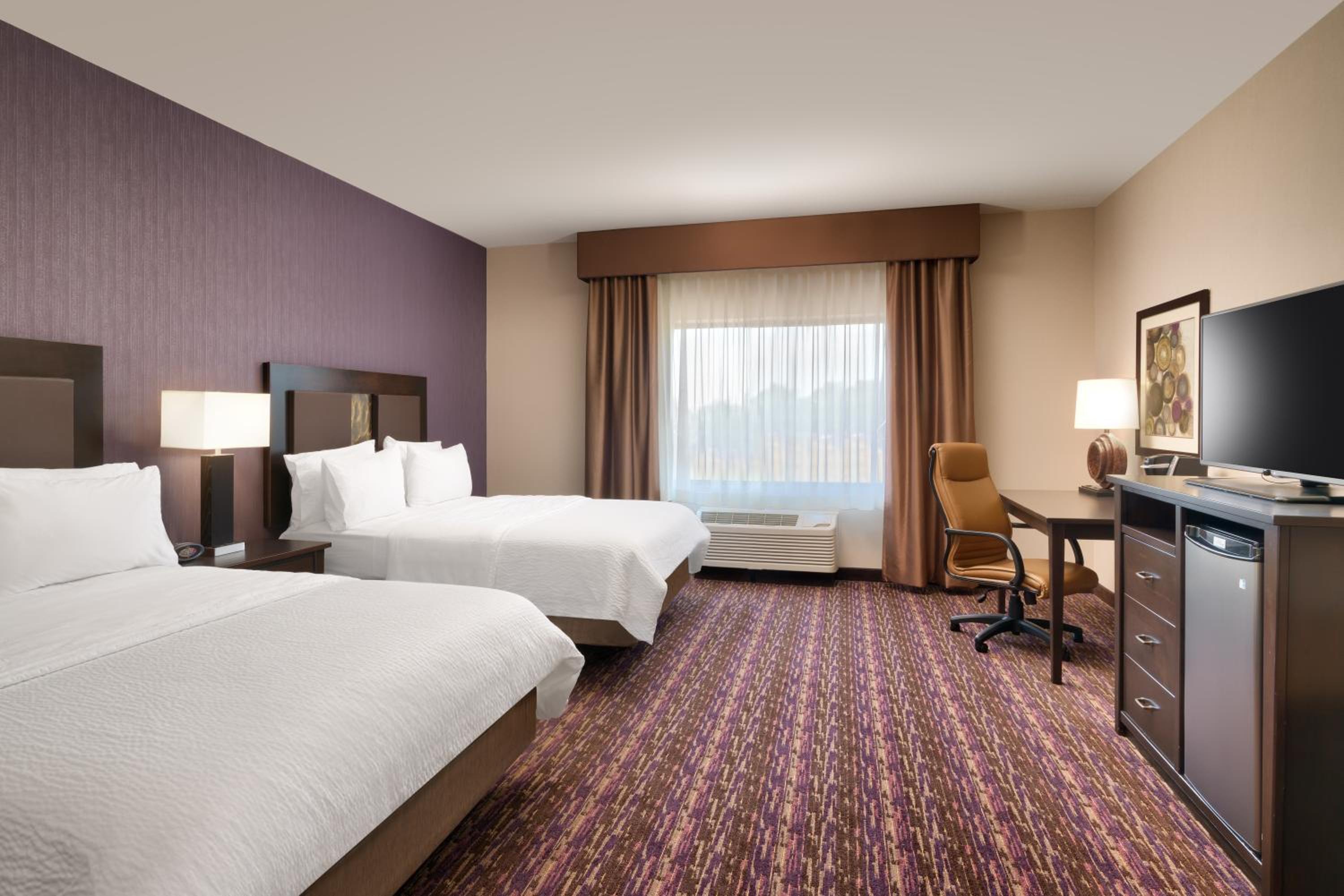 Standard Queen Room with Two Queen Beds