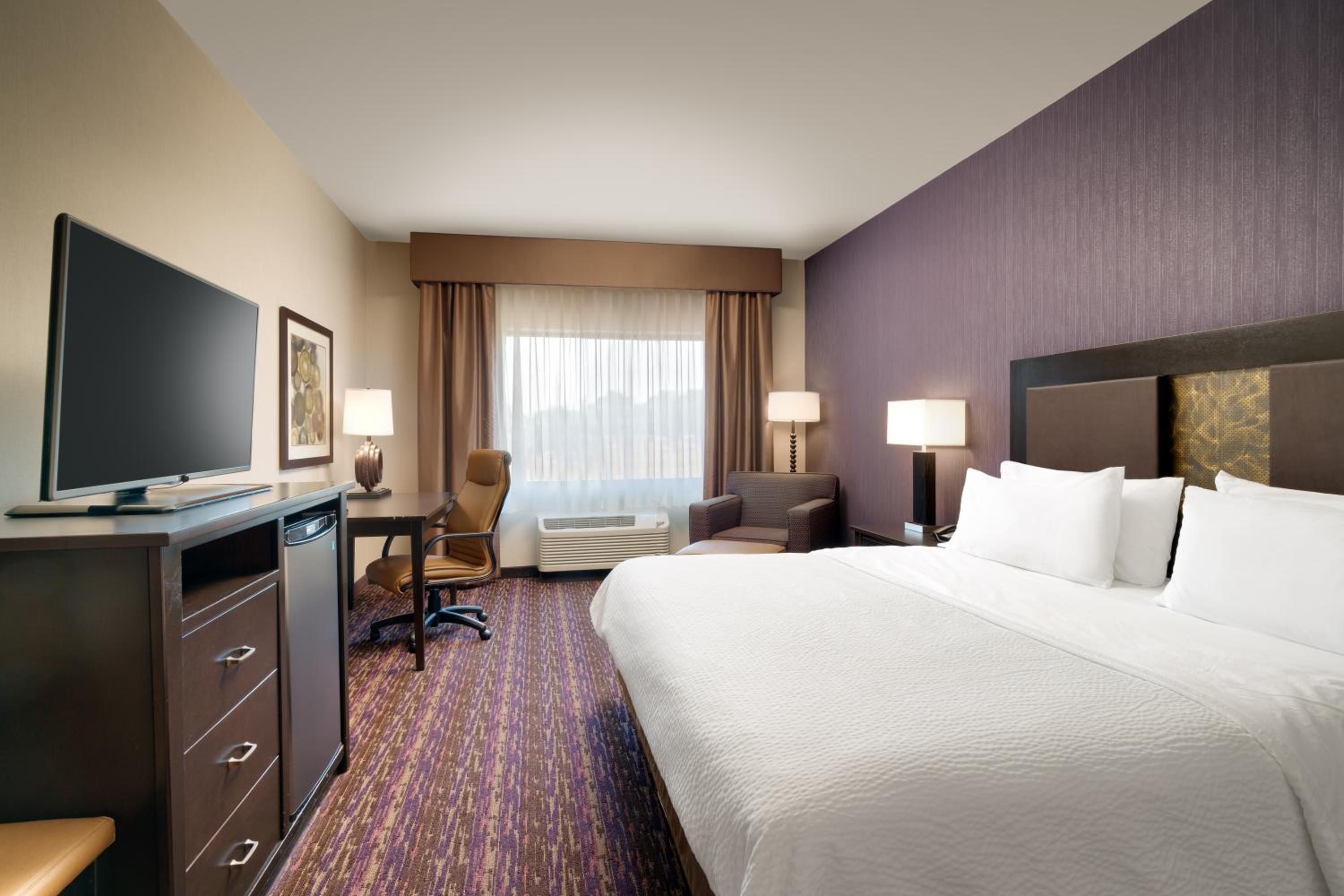 Standard King Room