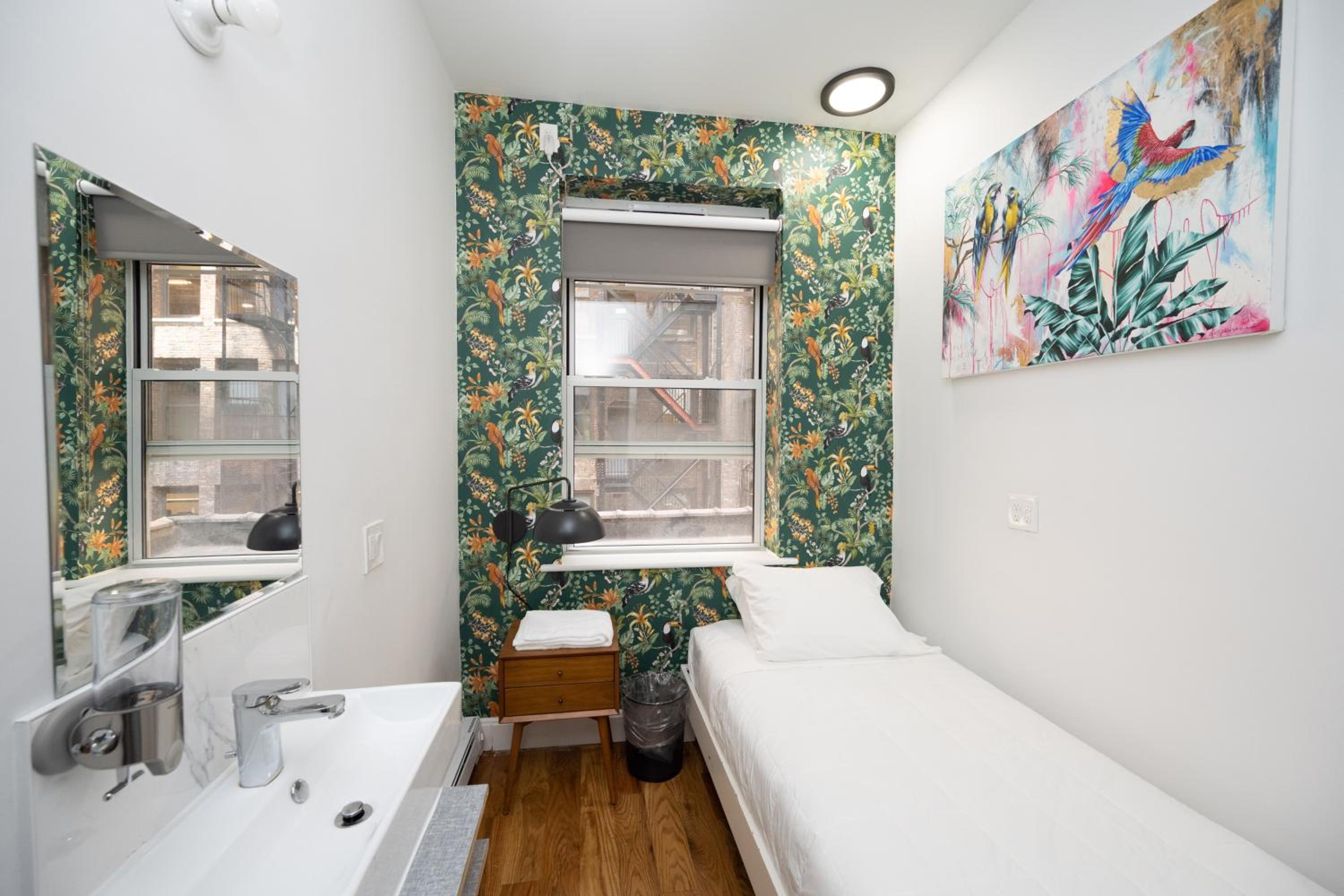 Single Room with Shared Bathroom