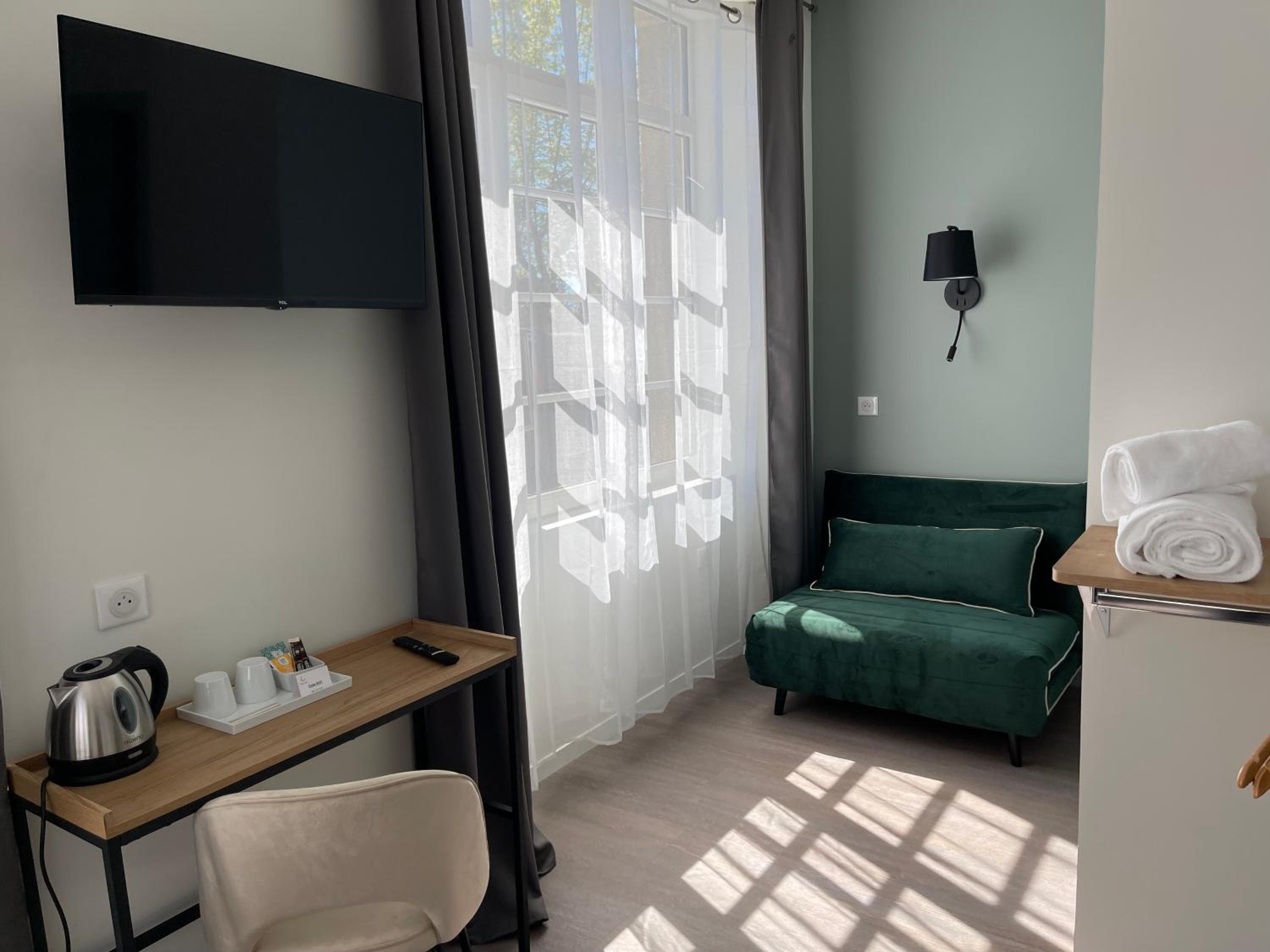 Double Room - Disability Access photo 1