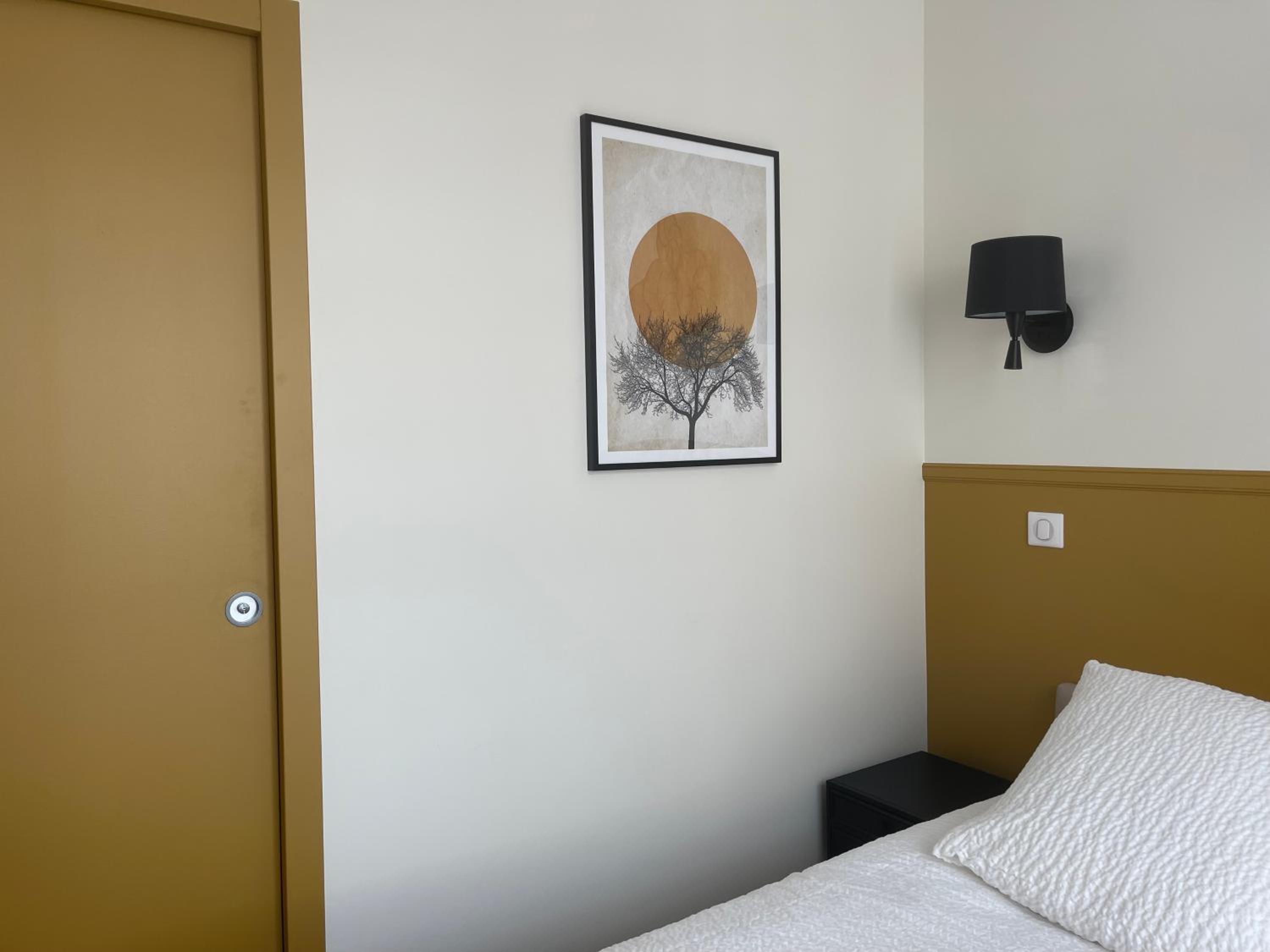 Large Double Room photo 1