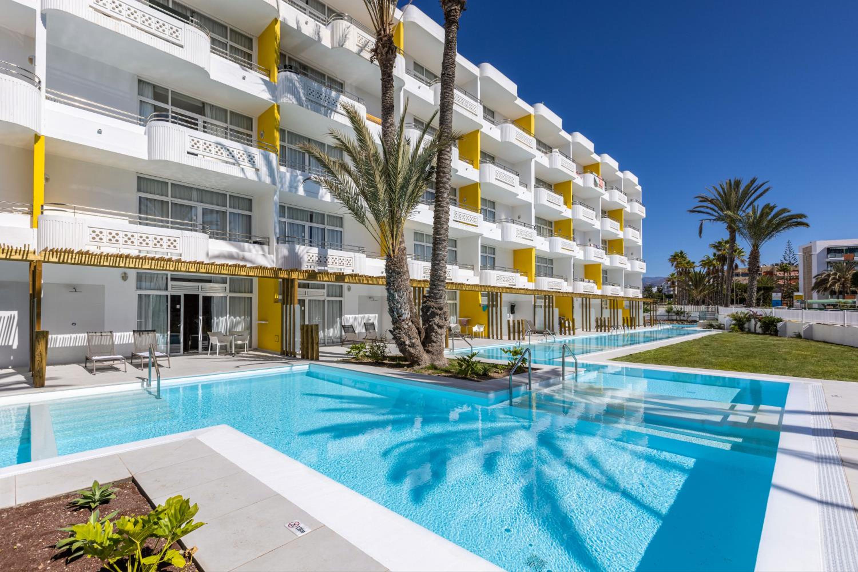 Double Deluxe Pool - Adults Only (+18 years) - Photo 6