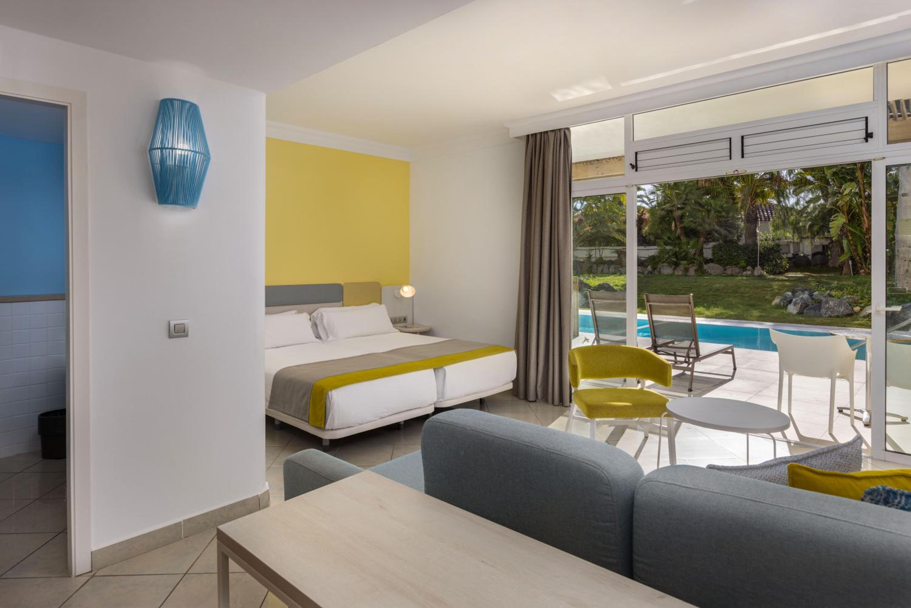 Double Deluxe Pool - Adults Only (+18 years) - Photo 1