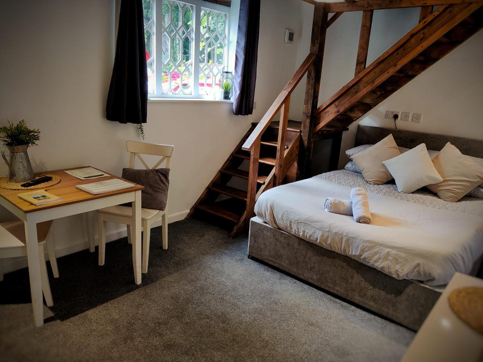 Apartment - Ground Floor photo 2