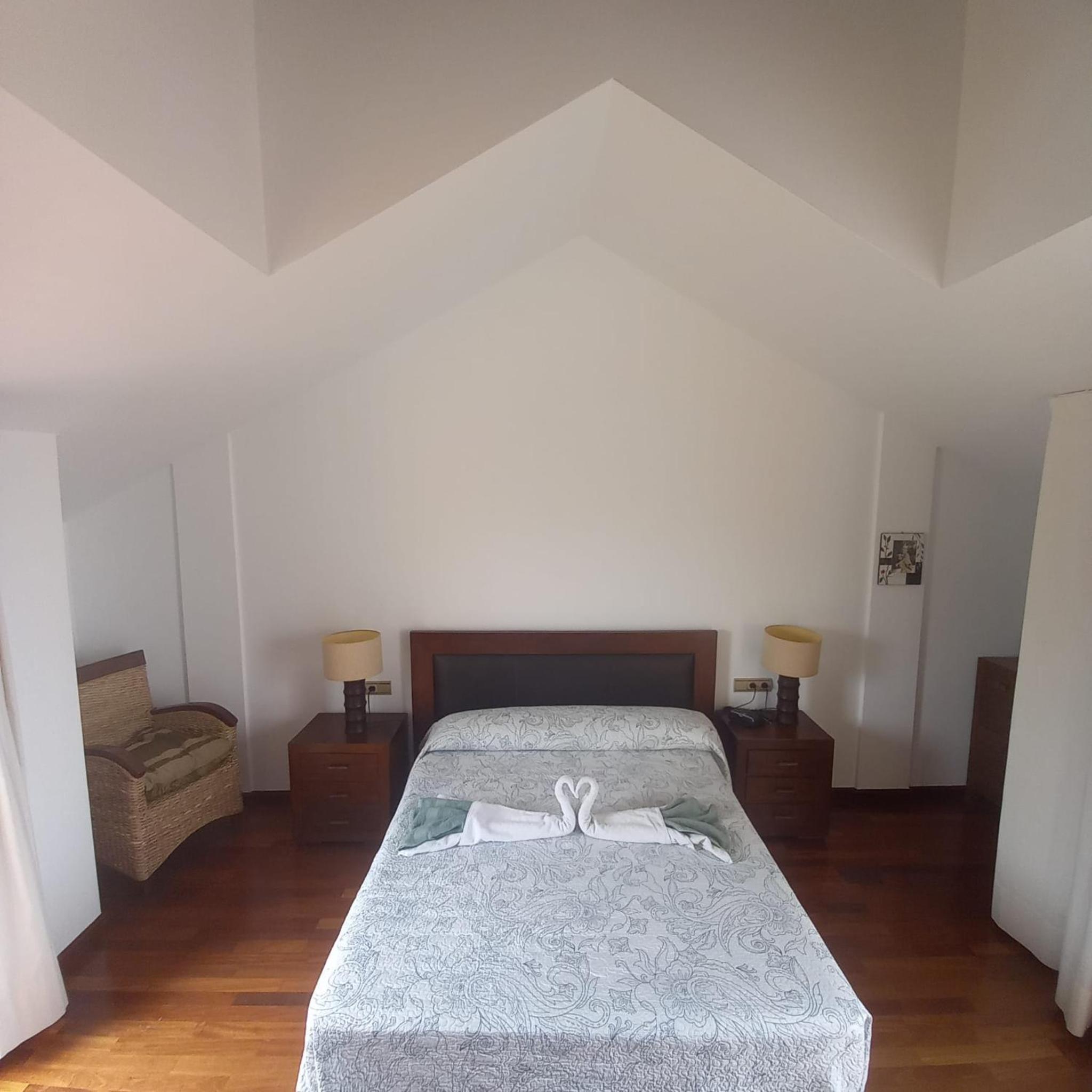 Villa de Tres Habitaciones