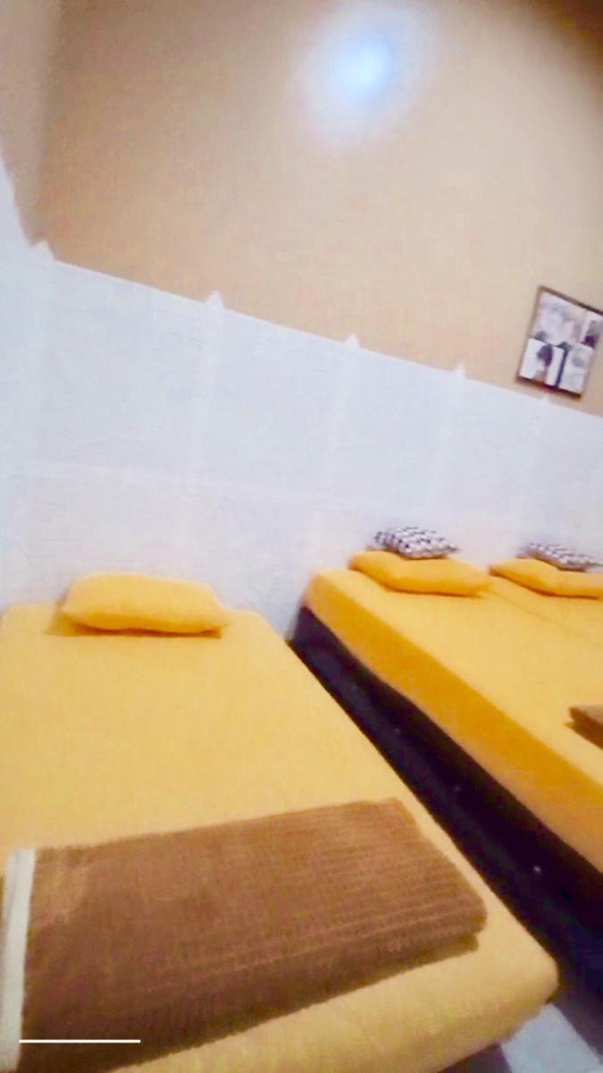 Twin Room - Photo 5