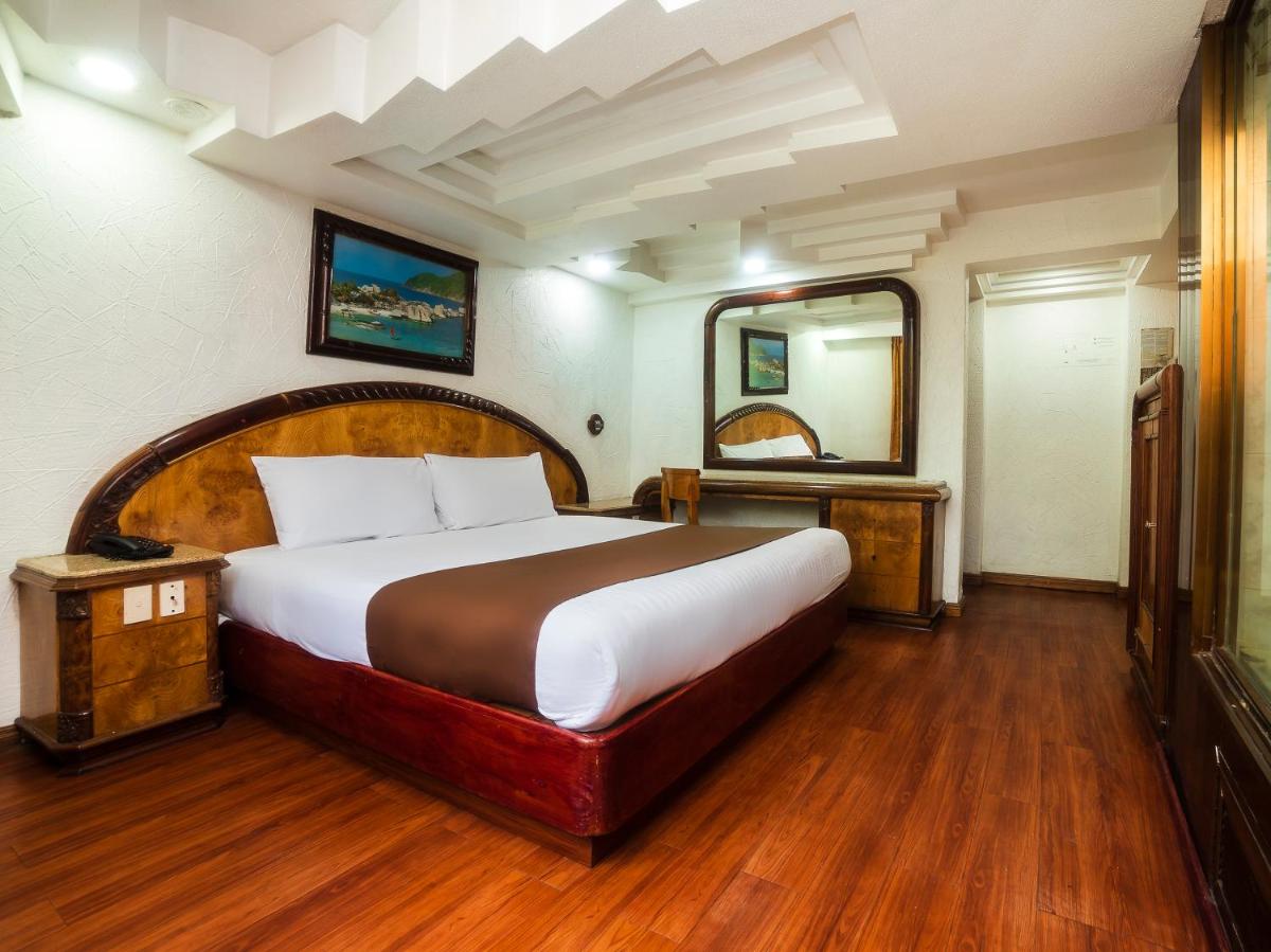 Deluxe Double Room with Bath photo 3