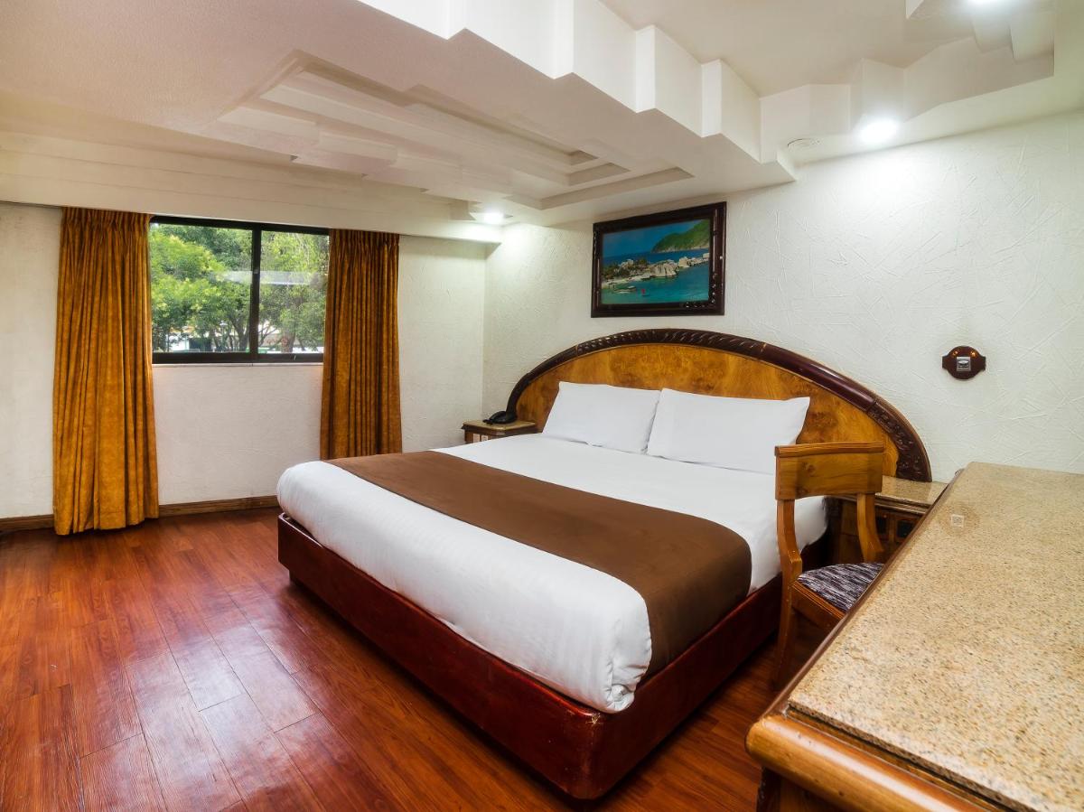 Deluxe Double Room with Bath photo 1