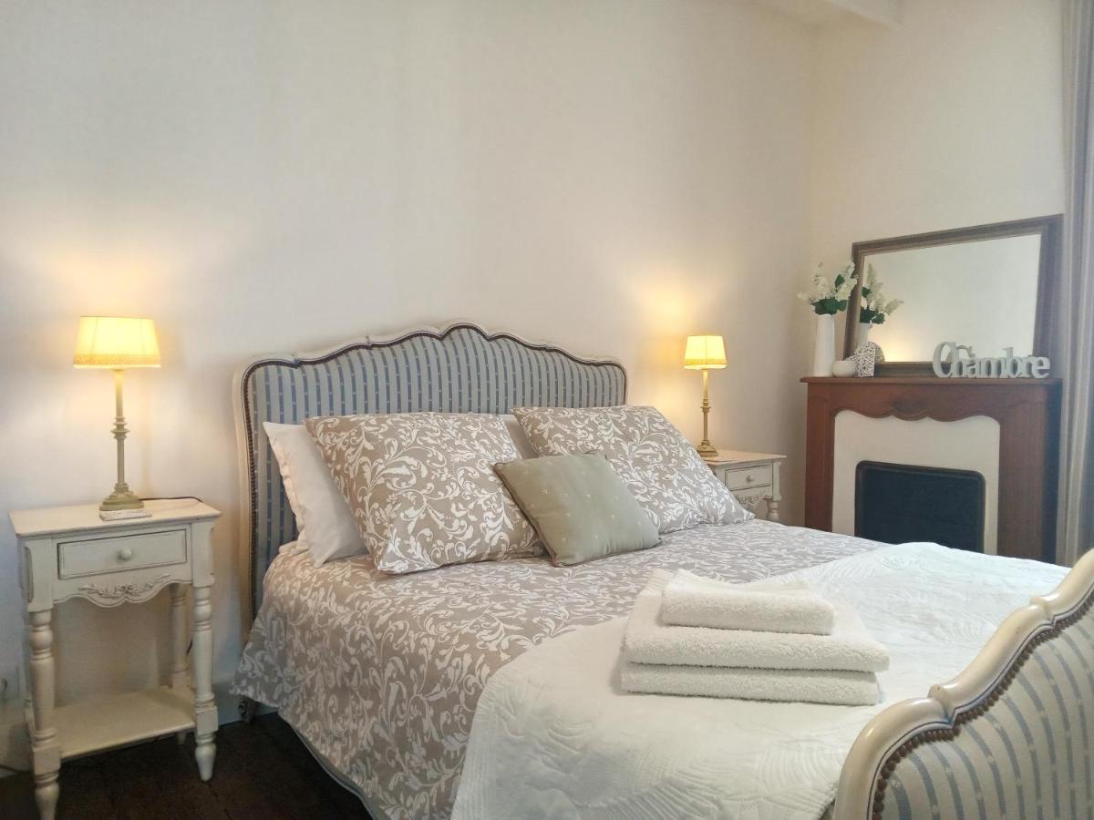 Deluxe Double Room with Shower photo 2