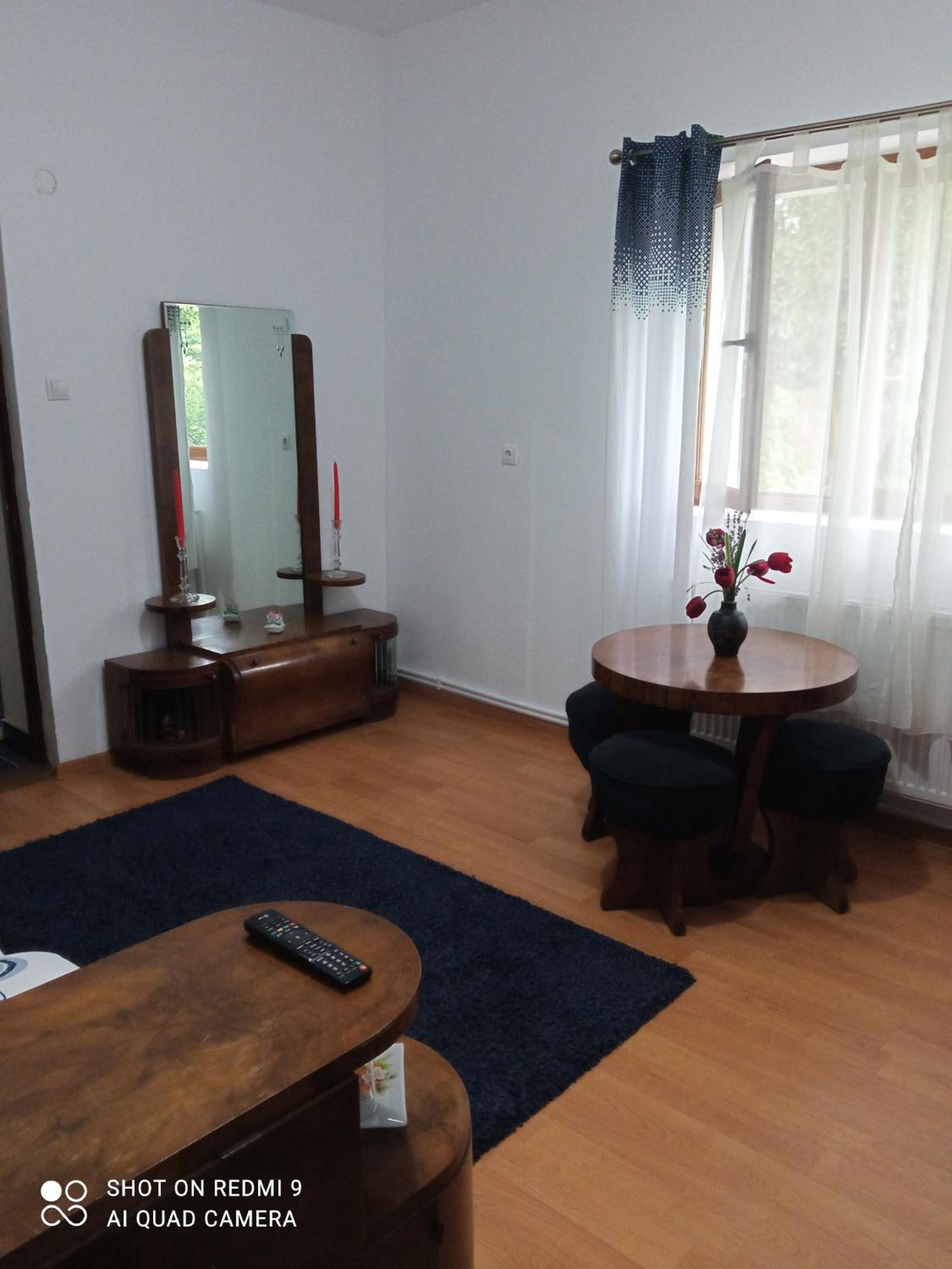 Double Room - Photo 3