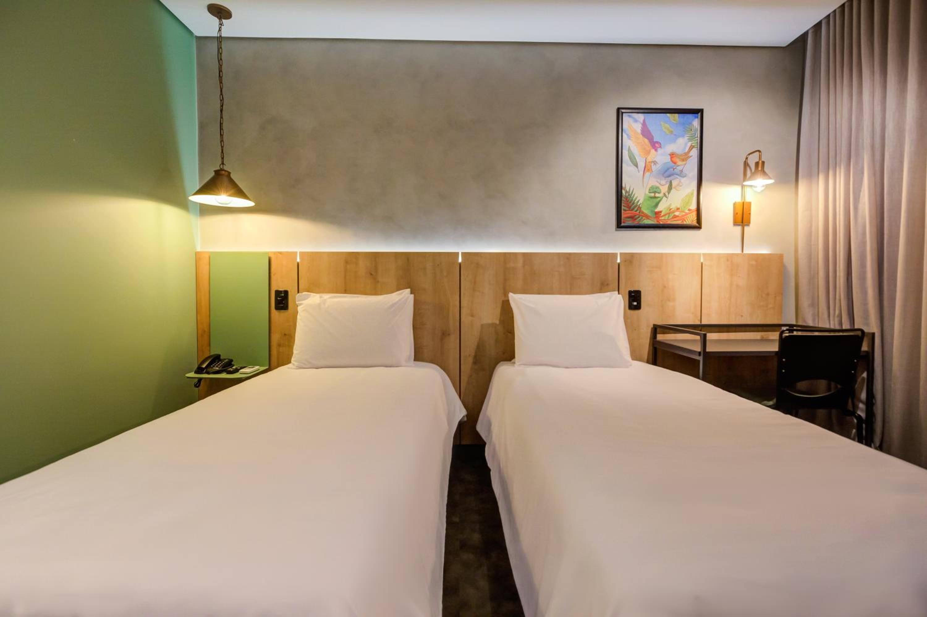 Deluxe Twin Room - Photo 8