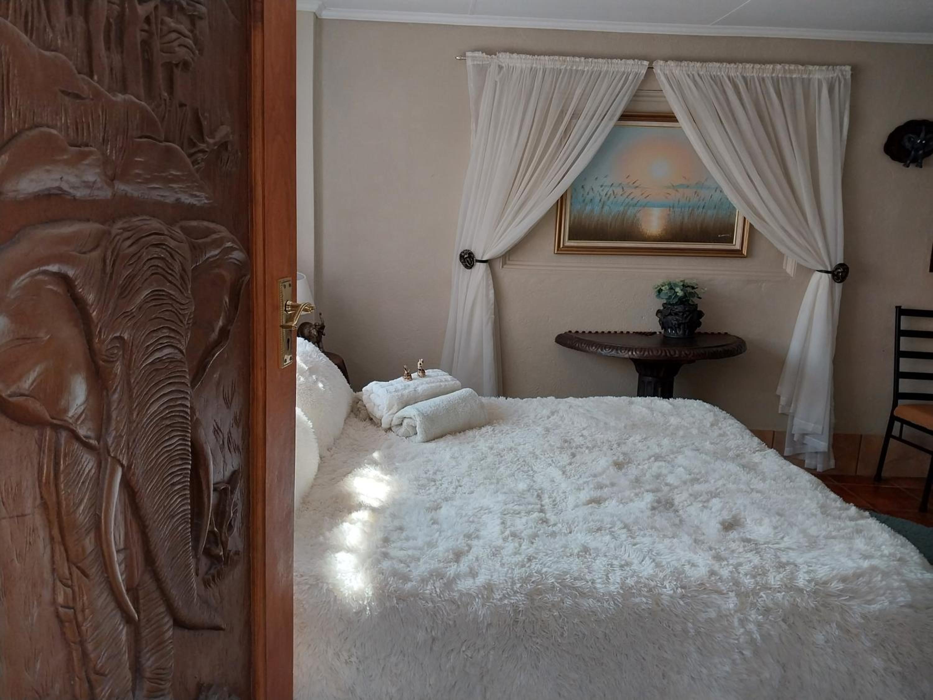 Queen Room - Photo 1
