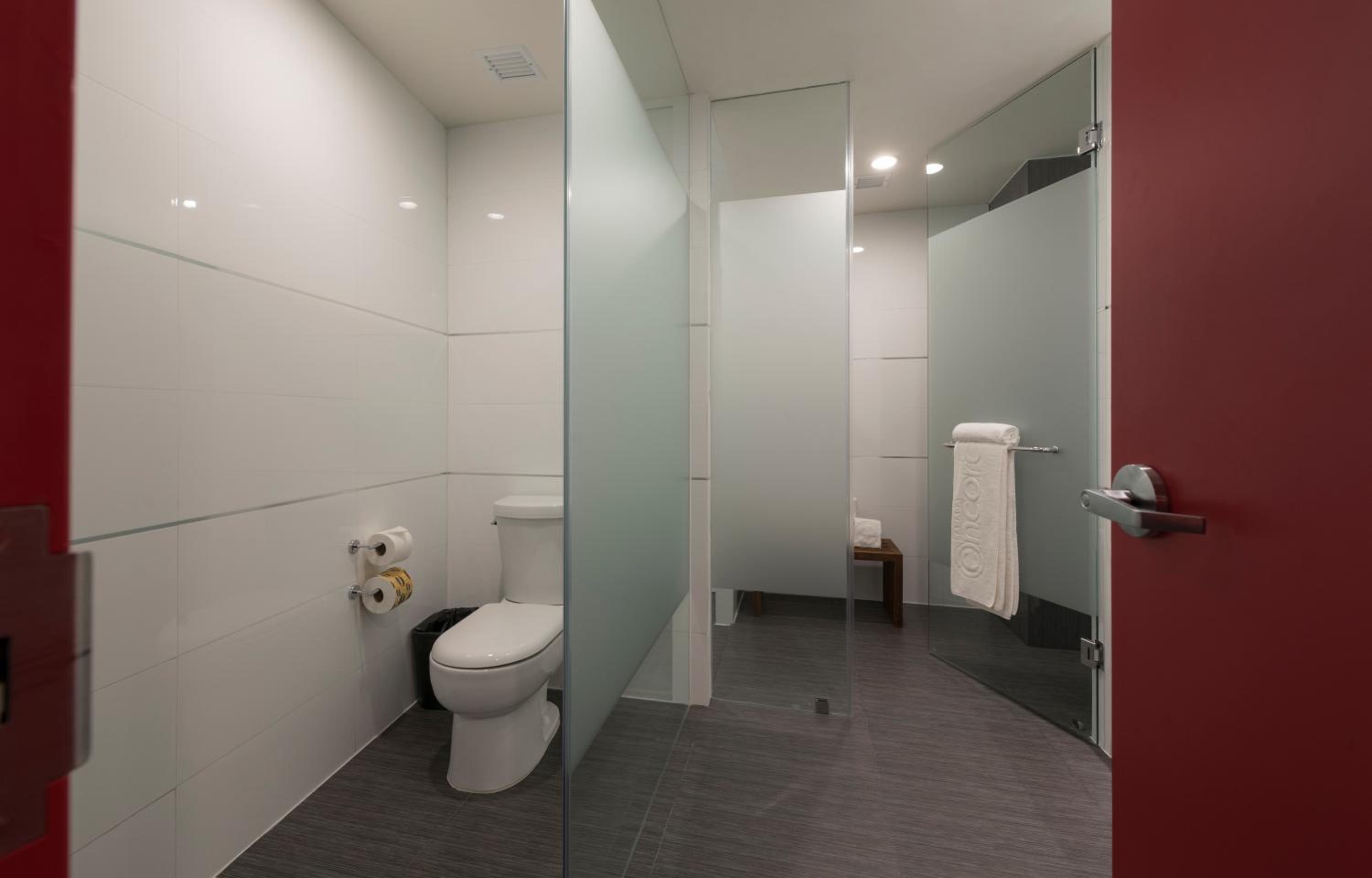 Junior King Suite - Non-Smoking - Photo 3
