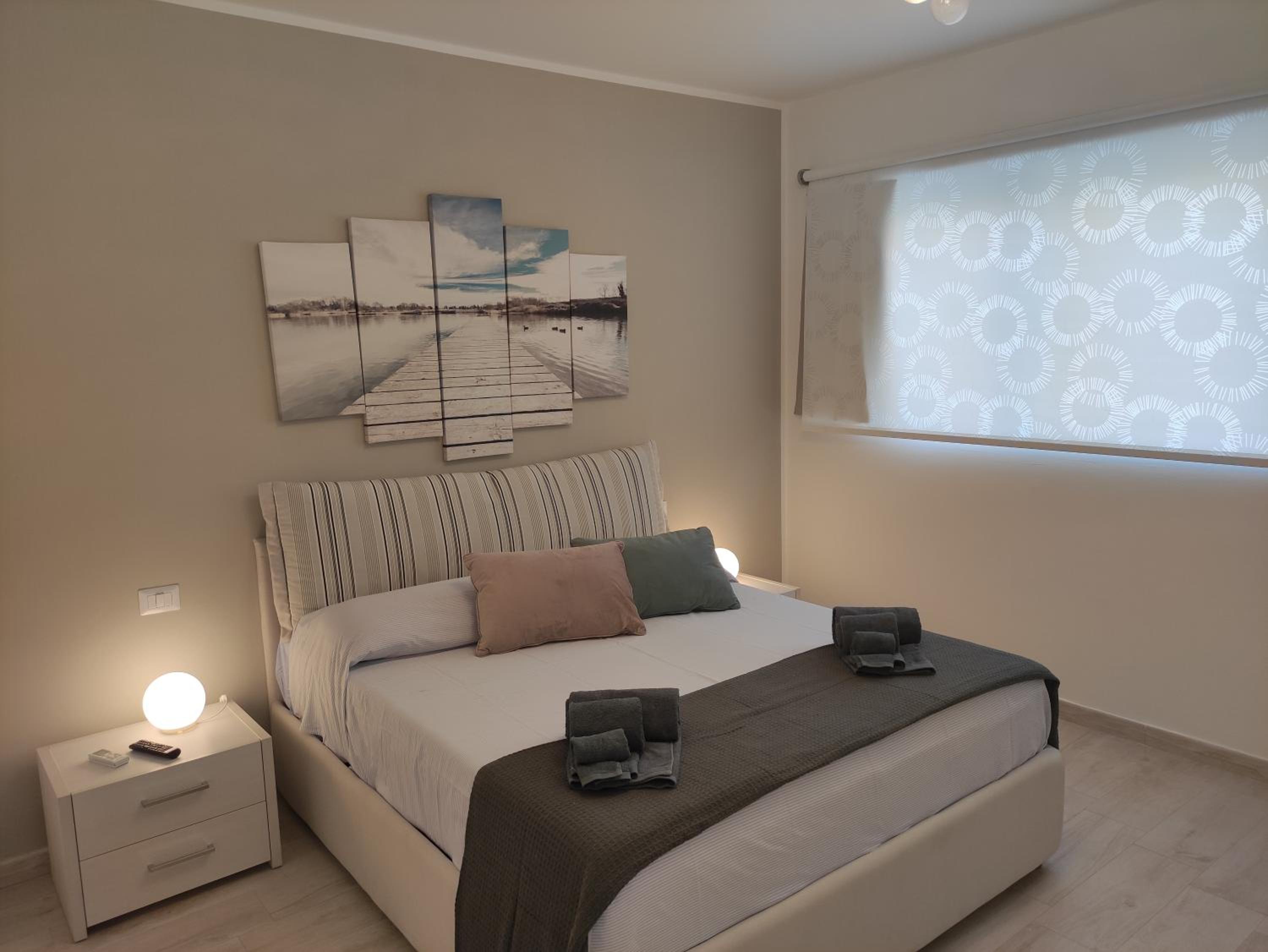 Deluxe Double Room with Shower