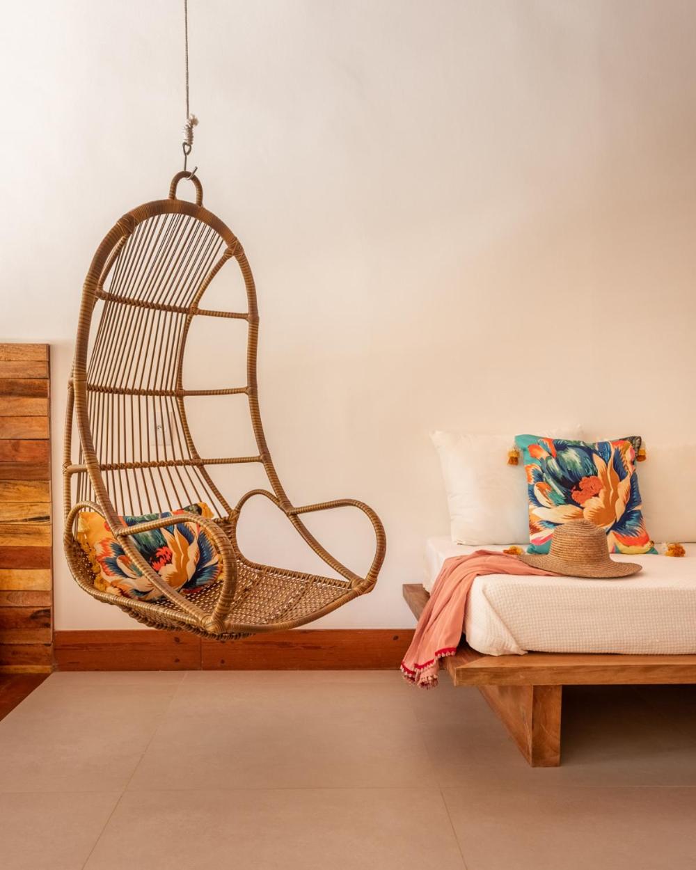 Tropical Suite - Upper Floor photo 2
