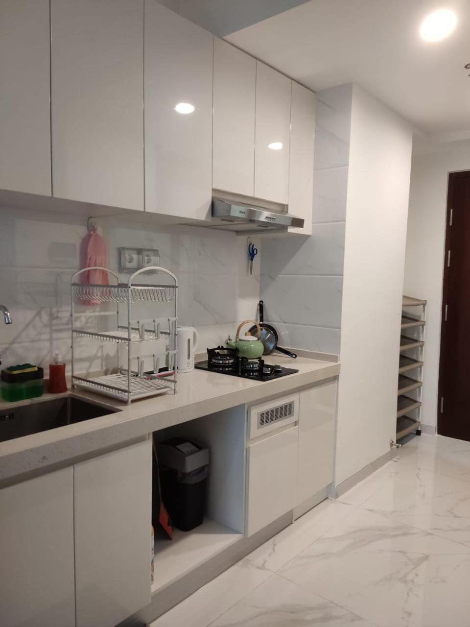 Studio Apartment - Photo 9