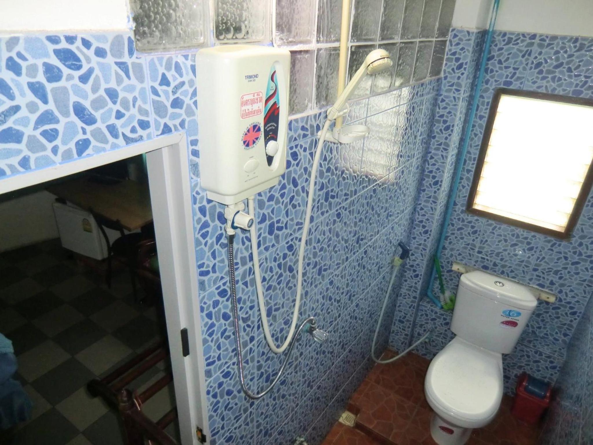 Double Room with Balcony and Air Conditioning photo 2