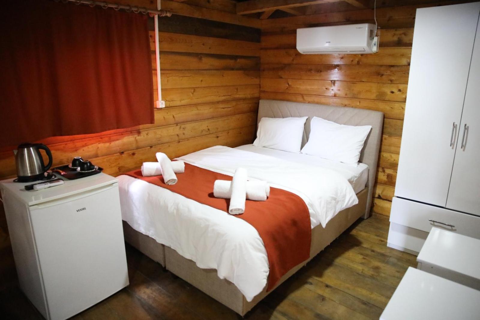One-Bedroom Bungalow photo 1