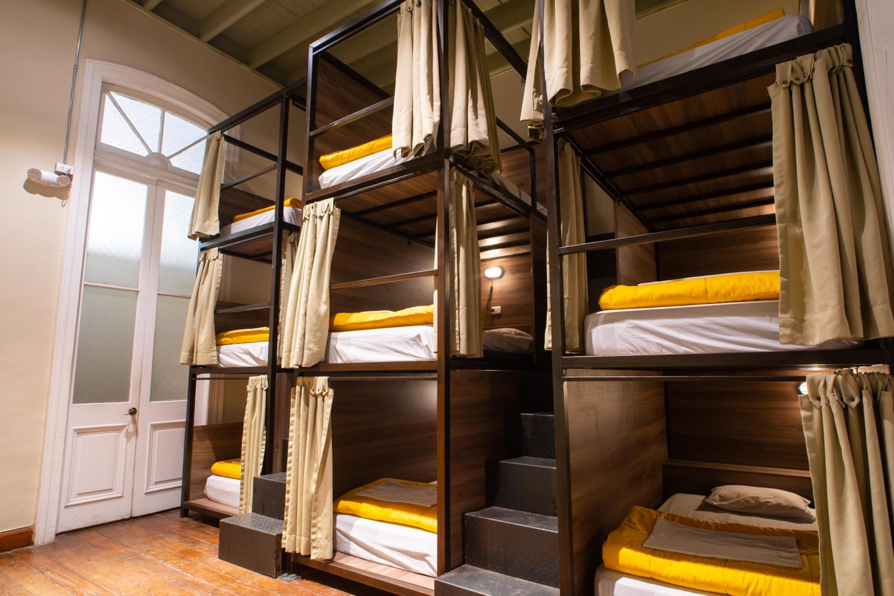 Single Bed in 9-Mixed Dormitory Room