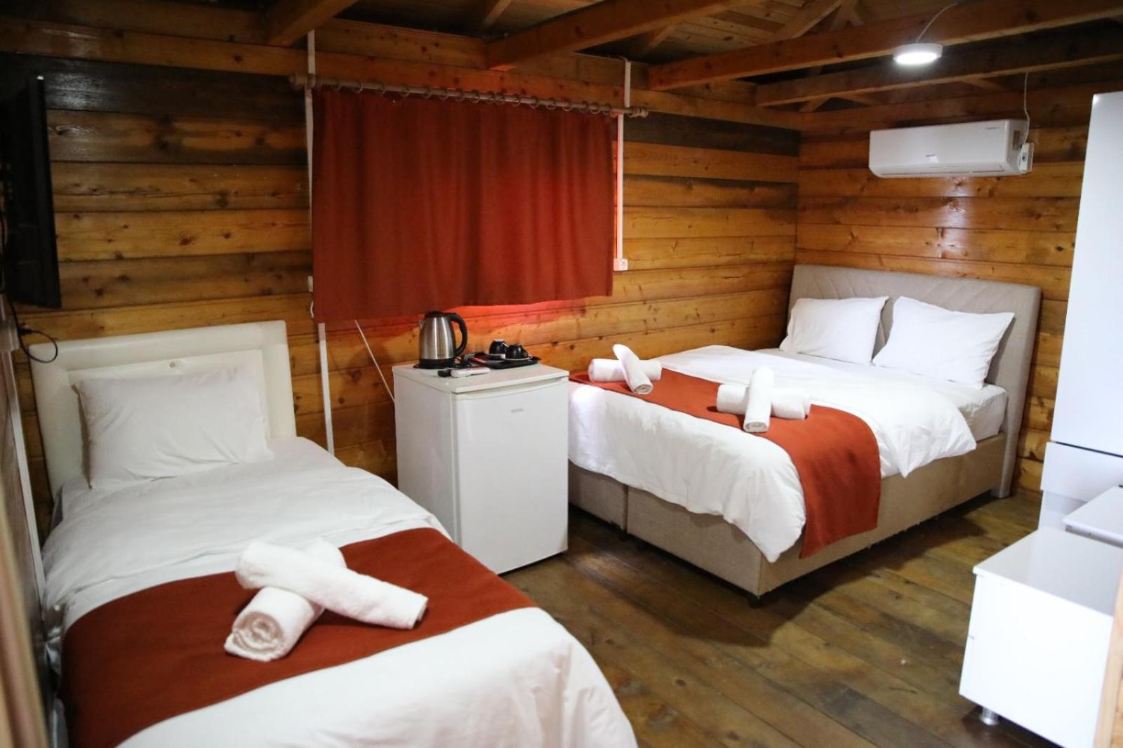 Triple Room With Terrace photo 1
