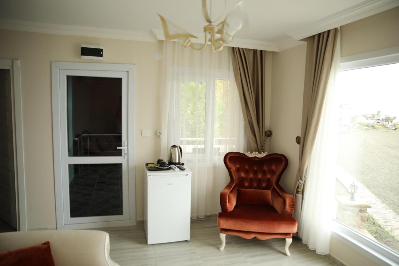 Deluxe Bungalow With Sea View photo 3