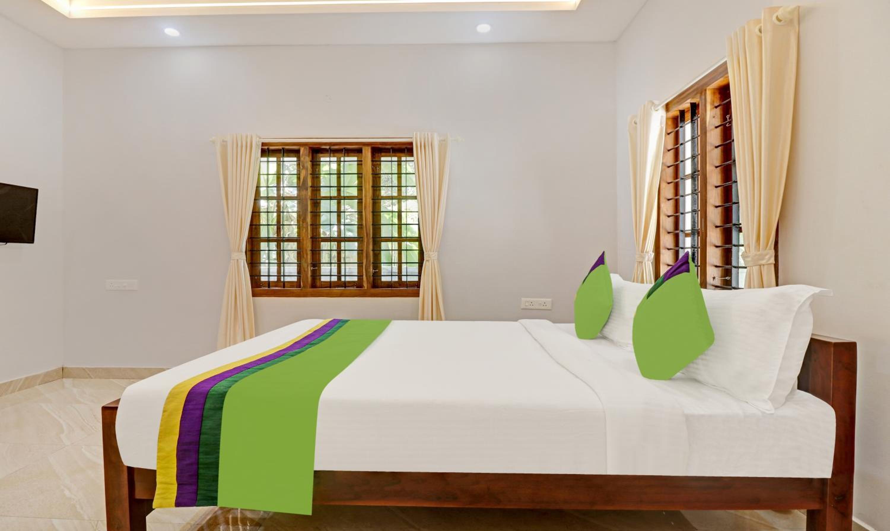 Standard Double Room - Photo 4