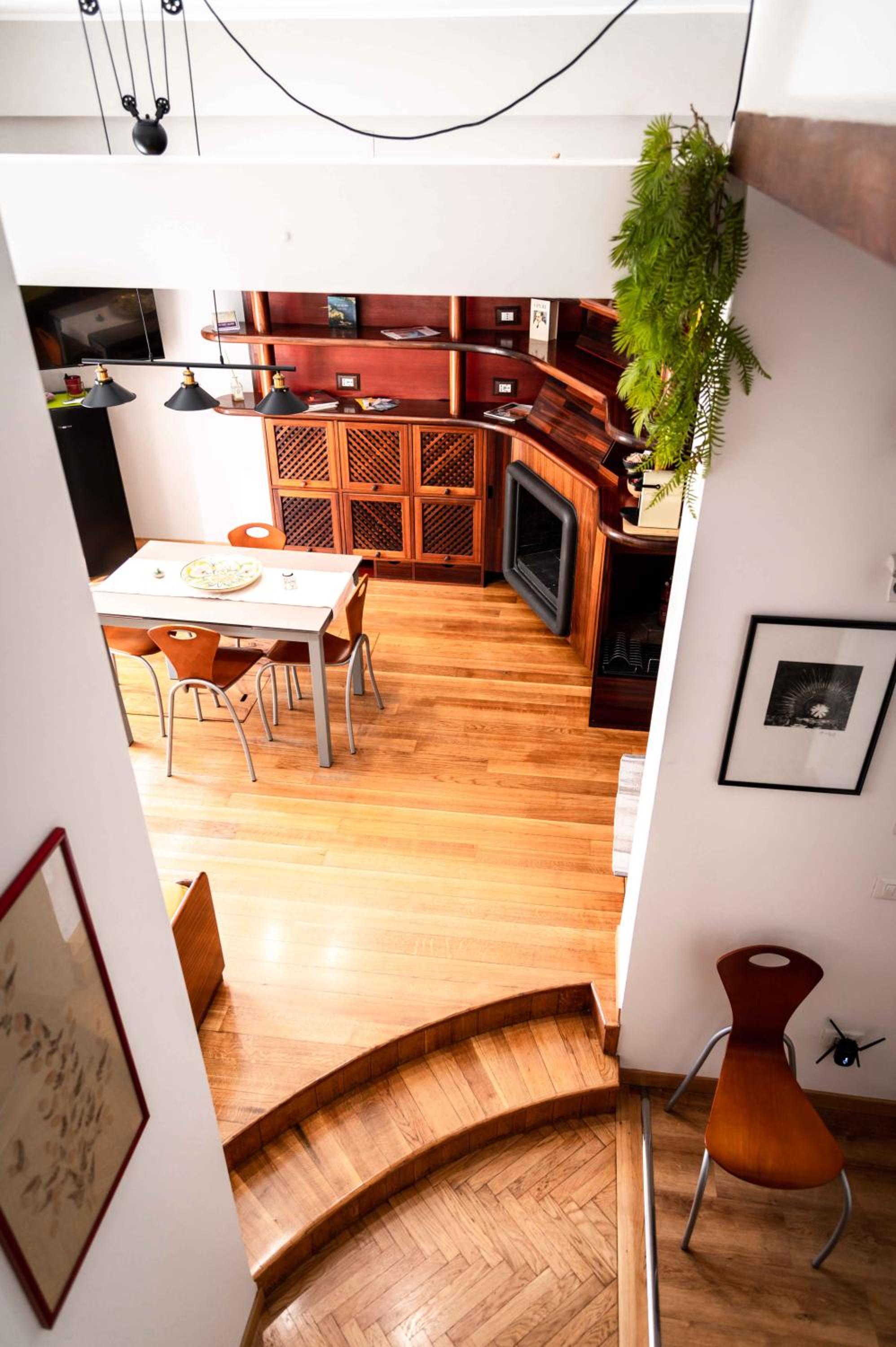King Suite with Balcony photo 2