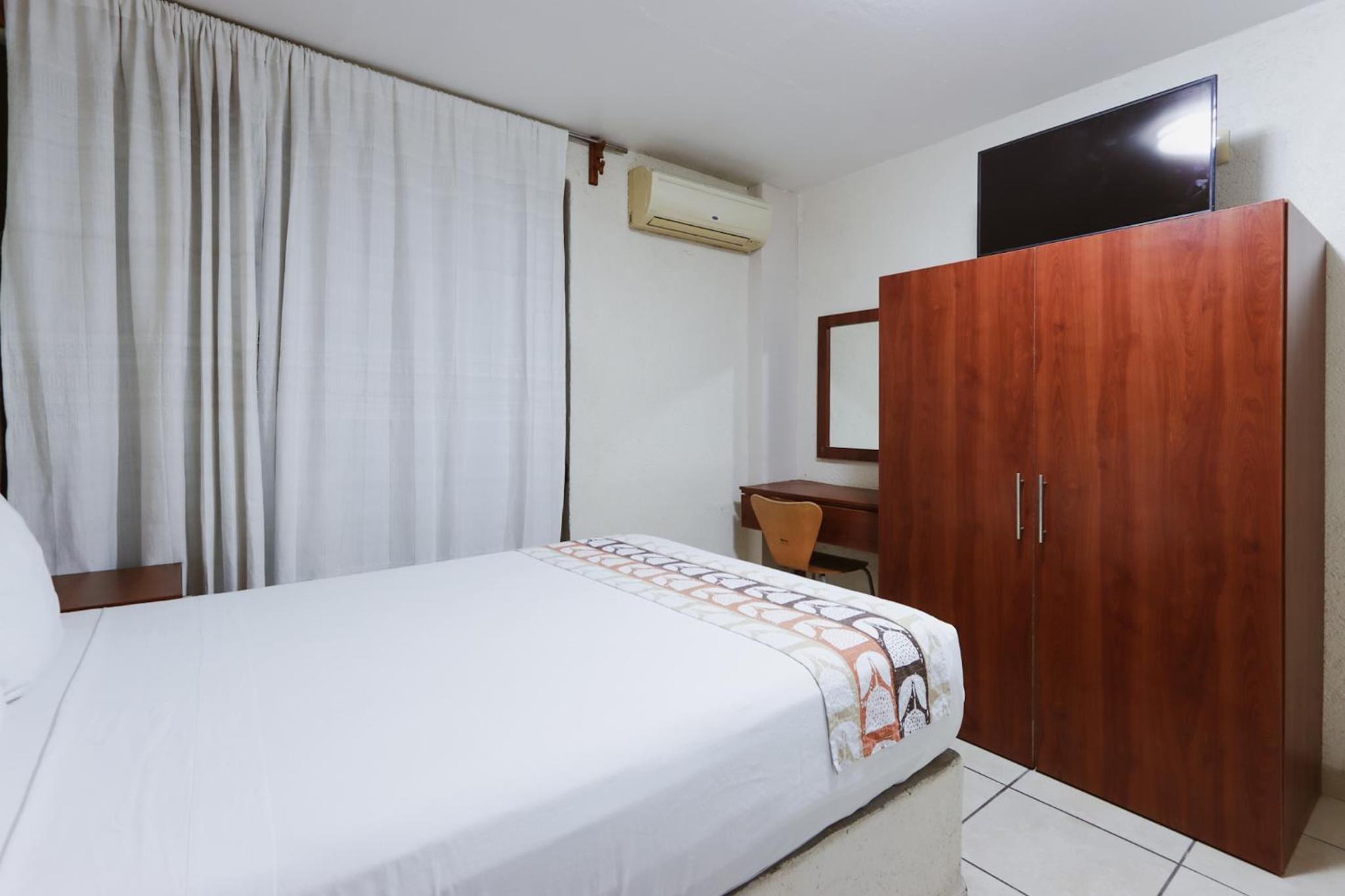Standard Double Room photo 3